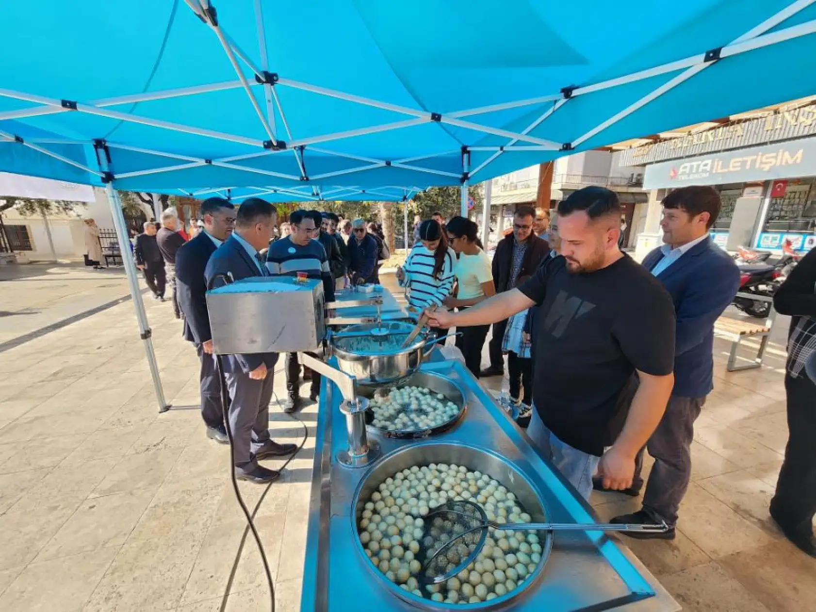 Muğla'da öğretmenler için lokma hayrı