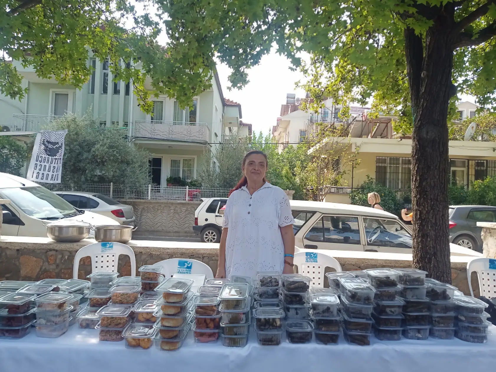 ADD Fethiye Şubesi'nden Eğitime Büyük Destek: 'Cumhuriyetin Çocuklarına Sahip Çıkıyoruz' Kermesi Yoğun İlgi Gördü