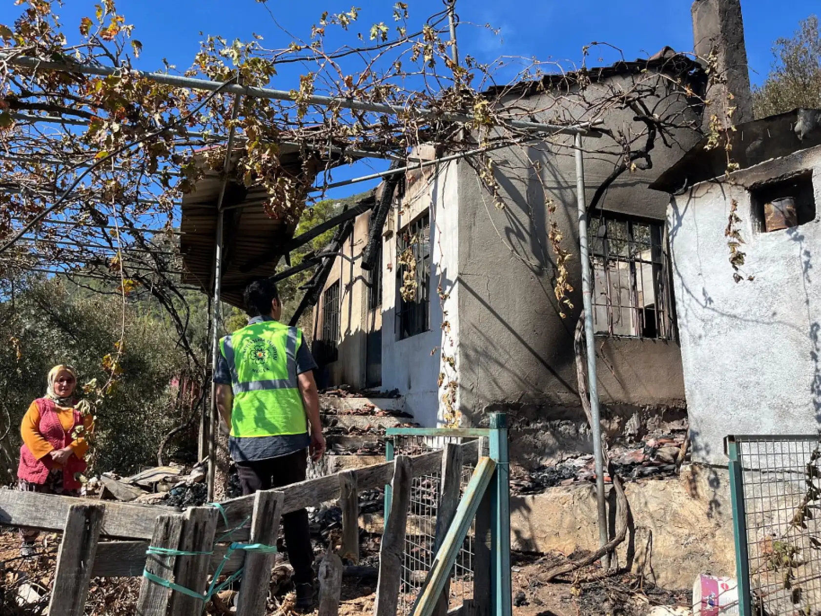 Başkan Aras 'Yaraları Birlikte Saracağız'