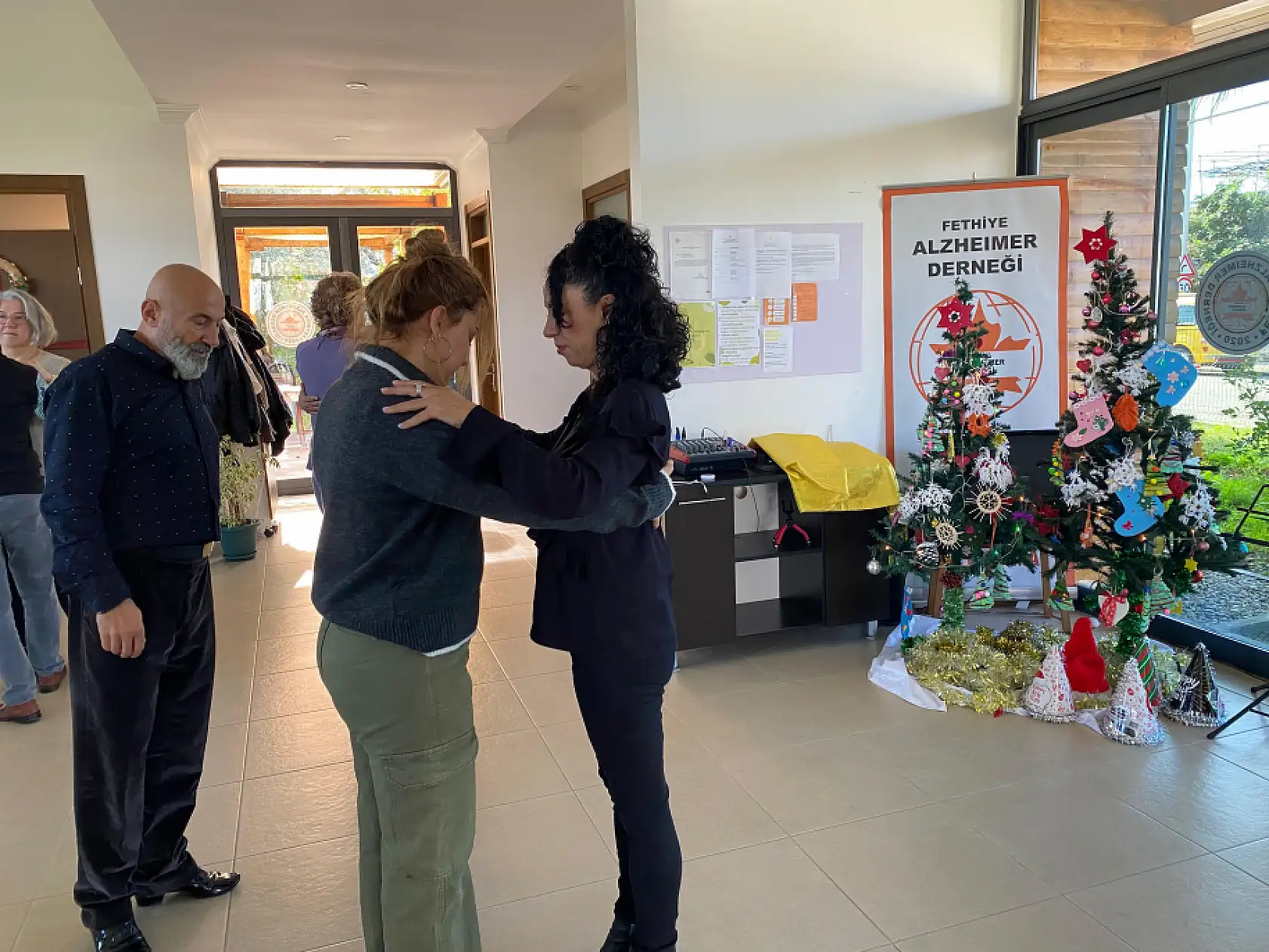 Fethiye Alzheimer Gündüz Yaşam Merkezi'nde Dansla Terapi Etkinliği