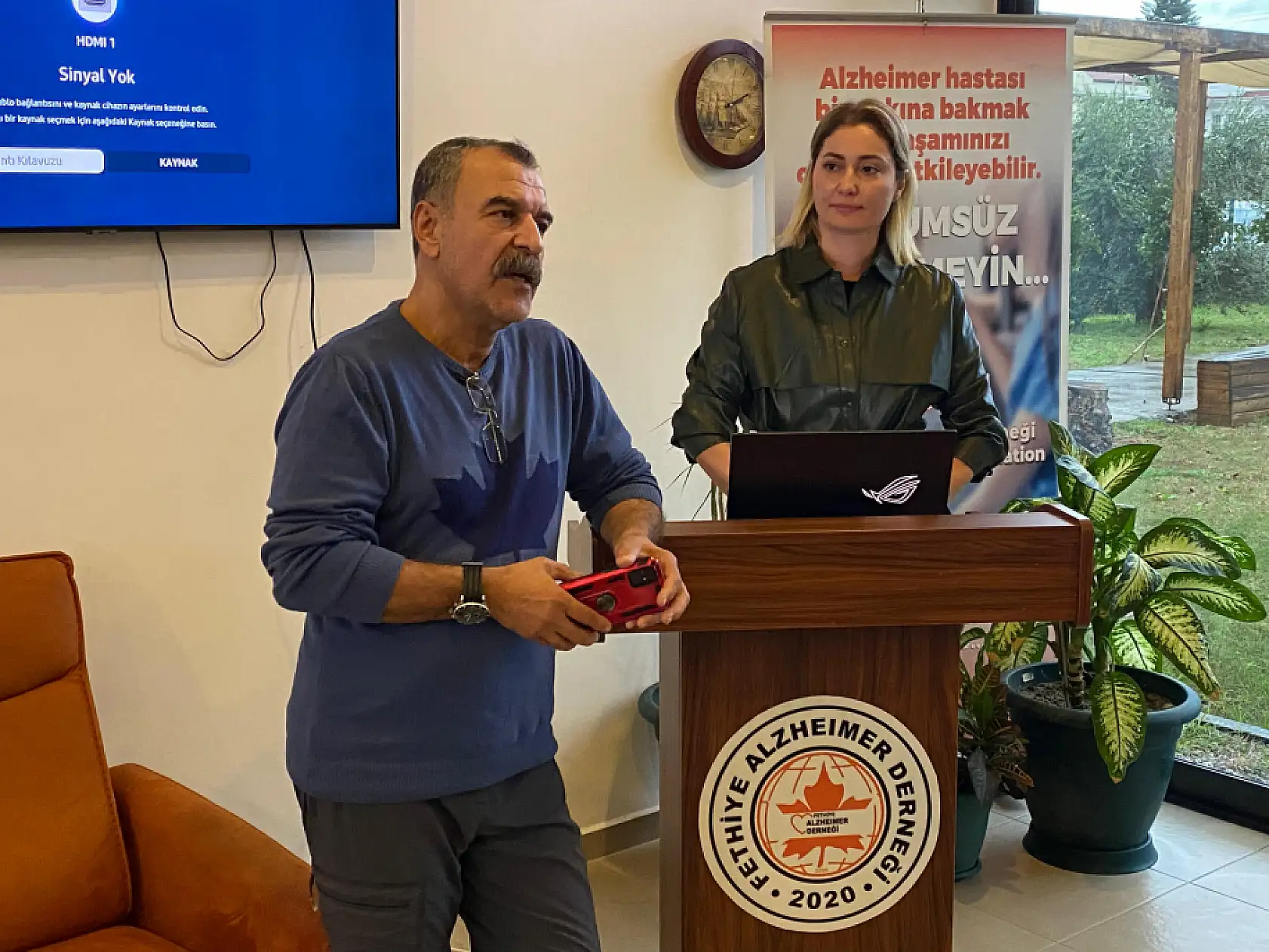 Fethiye'de Alzheimer Hastalık Sürecinde Aile Konulu Seminer Düzenlendi