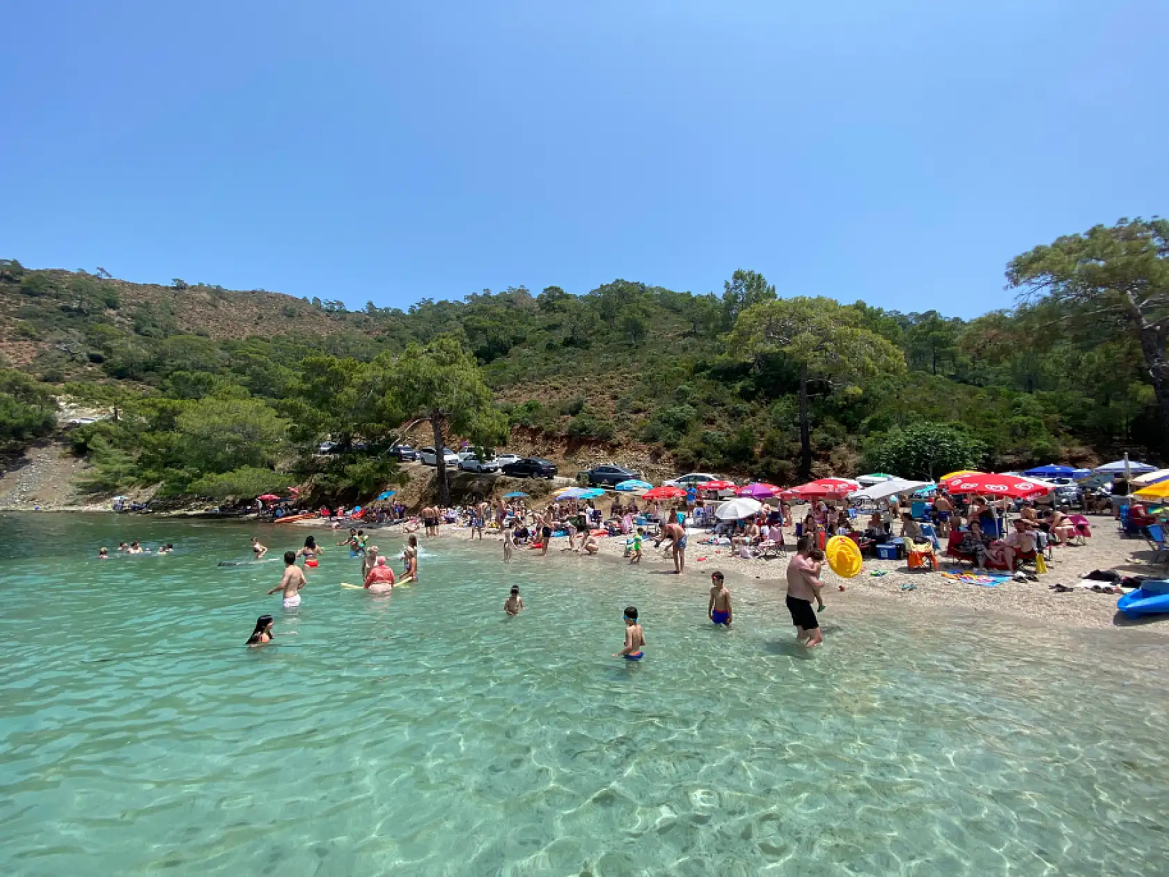 Fethiye Boncuklu Koyu, bayram tatilinde yoğun ilgi görüyor: 'Maldivler'e gerek yok!'