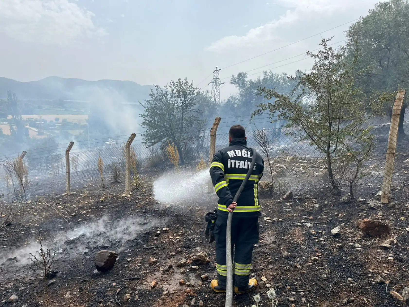 Büyükşehir Ekipleri 6 Ayda 380 Anız Yangınına müdahale etti