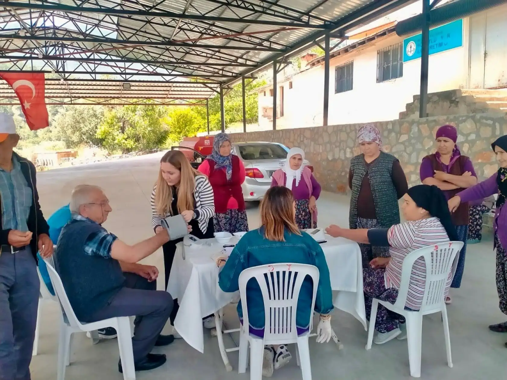 Fethiye Belediyesi'nden 41 Mahallede Ücretsiz Sağlık Taraması: 1841 Kişiye Ulaşıldı