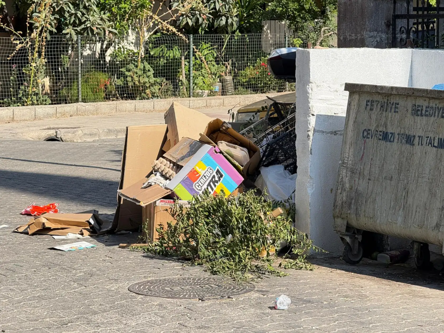 Fethiye'de Duyarsız Vatandaşlar Çevreyi Kirletmeye Devam Ediyor