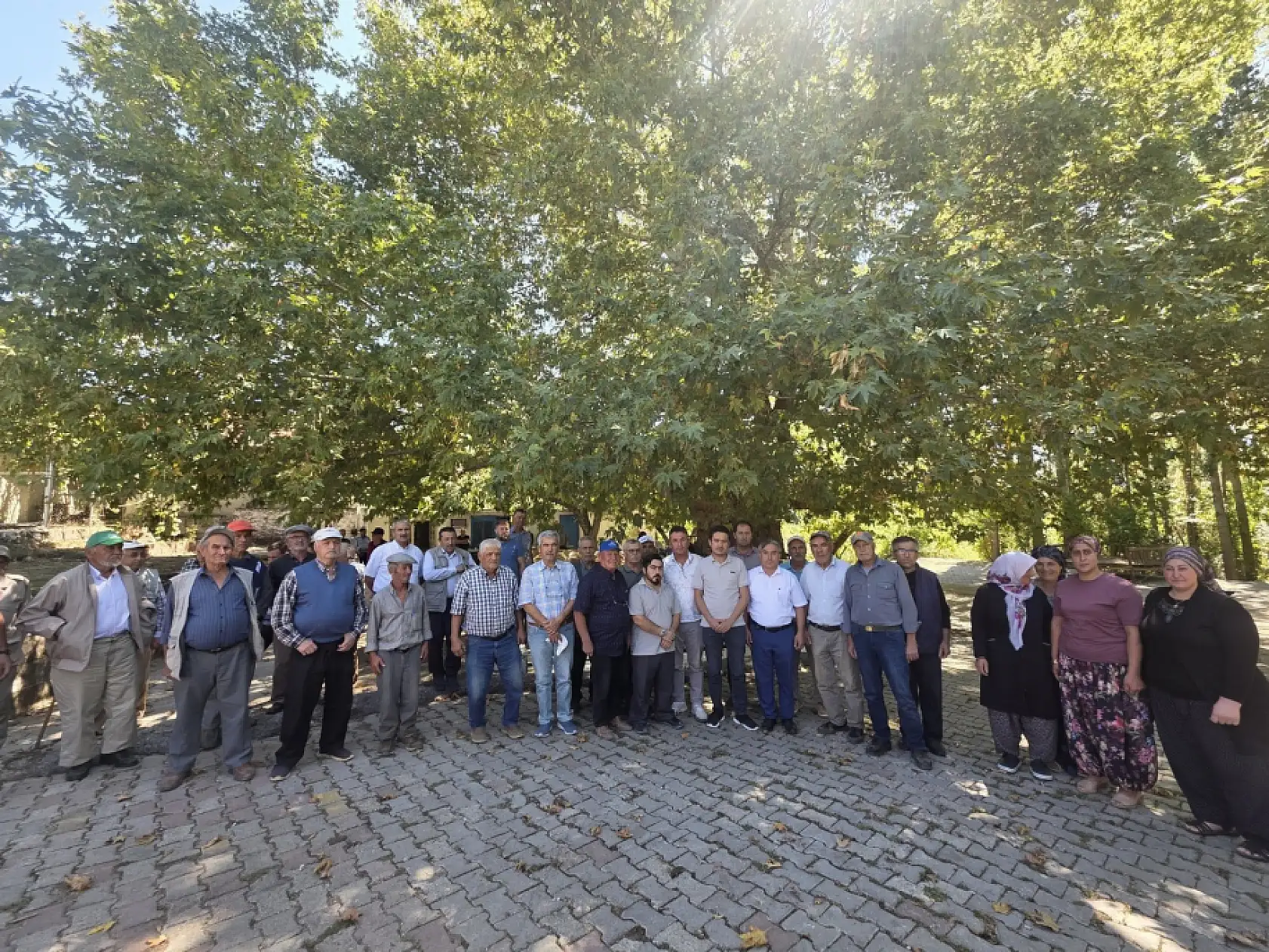 Kaymakam Dilekli, Yayla Kınık Mahallesi'ni ziyaret etti