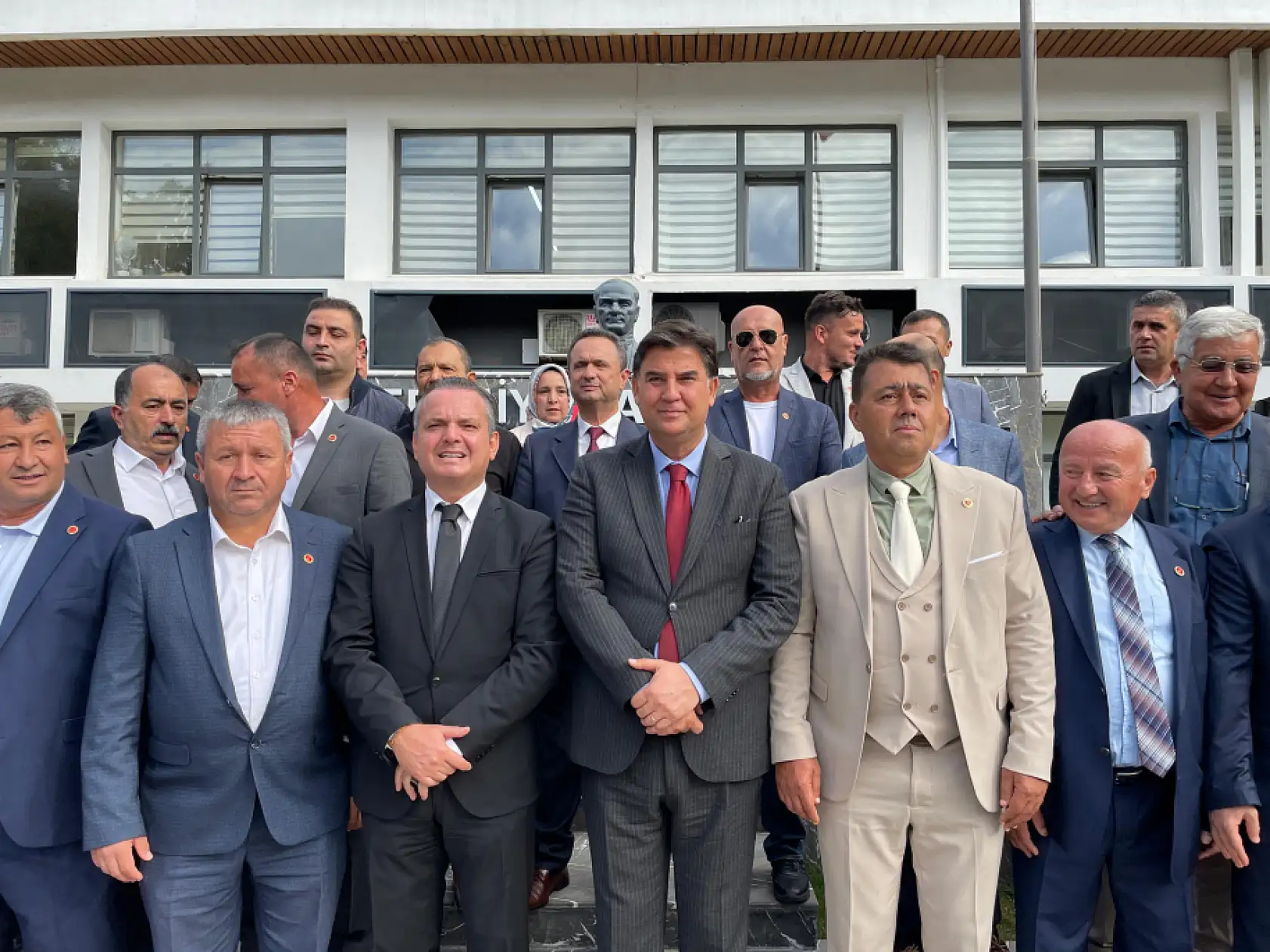 Fethiye'de 19 Ekim Muhtarlar Günü düzenlenen törenle kutlandı