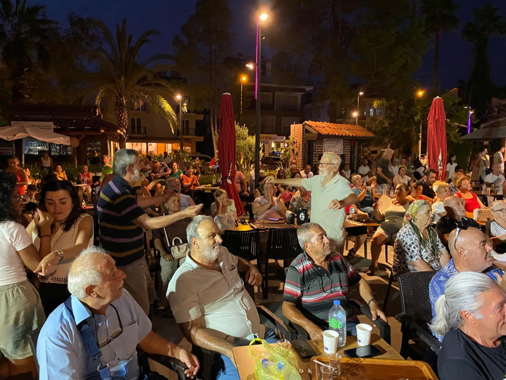 Adem Kazan, Müzikli Fethiye Akşamları'nda Unutulmaz Bir Akşam Yaşattı