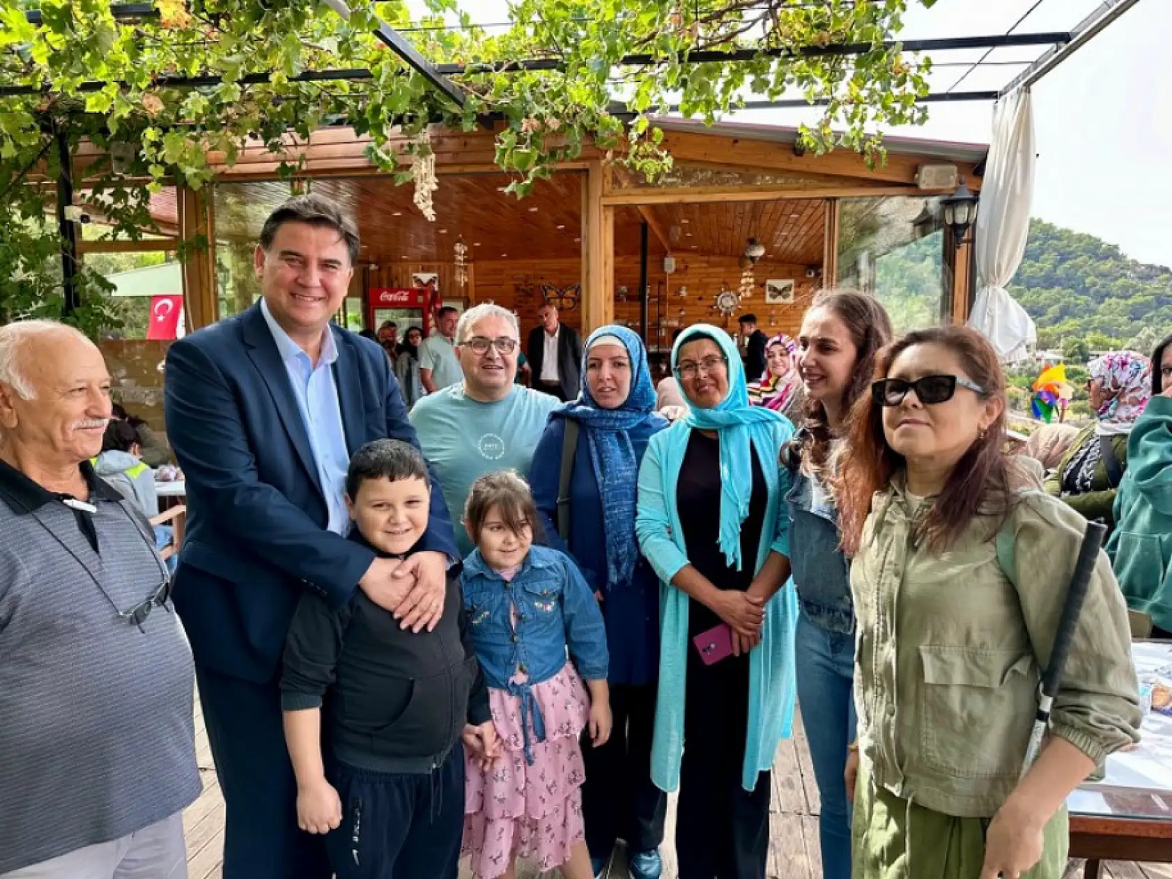 Başkan Karaca, Zihinsel Engellilerle Kahvaltıda Buluştu