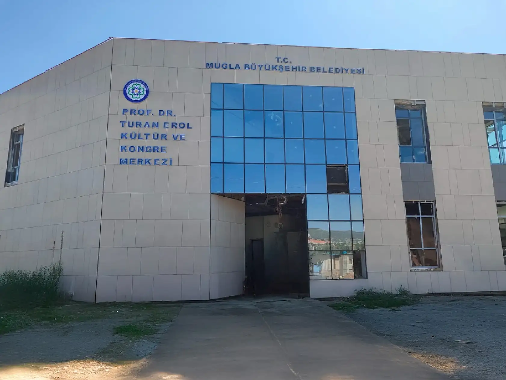 Sanata ve Hizmete Vefa: Muğla'da Turan Erol ve Orhan Çakır İsimleriyle Yaşayacak