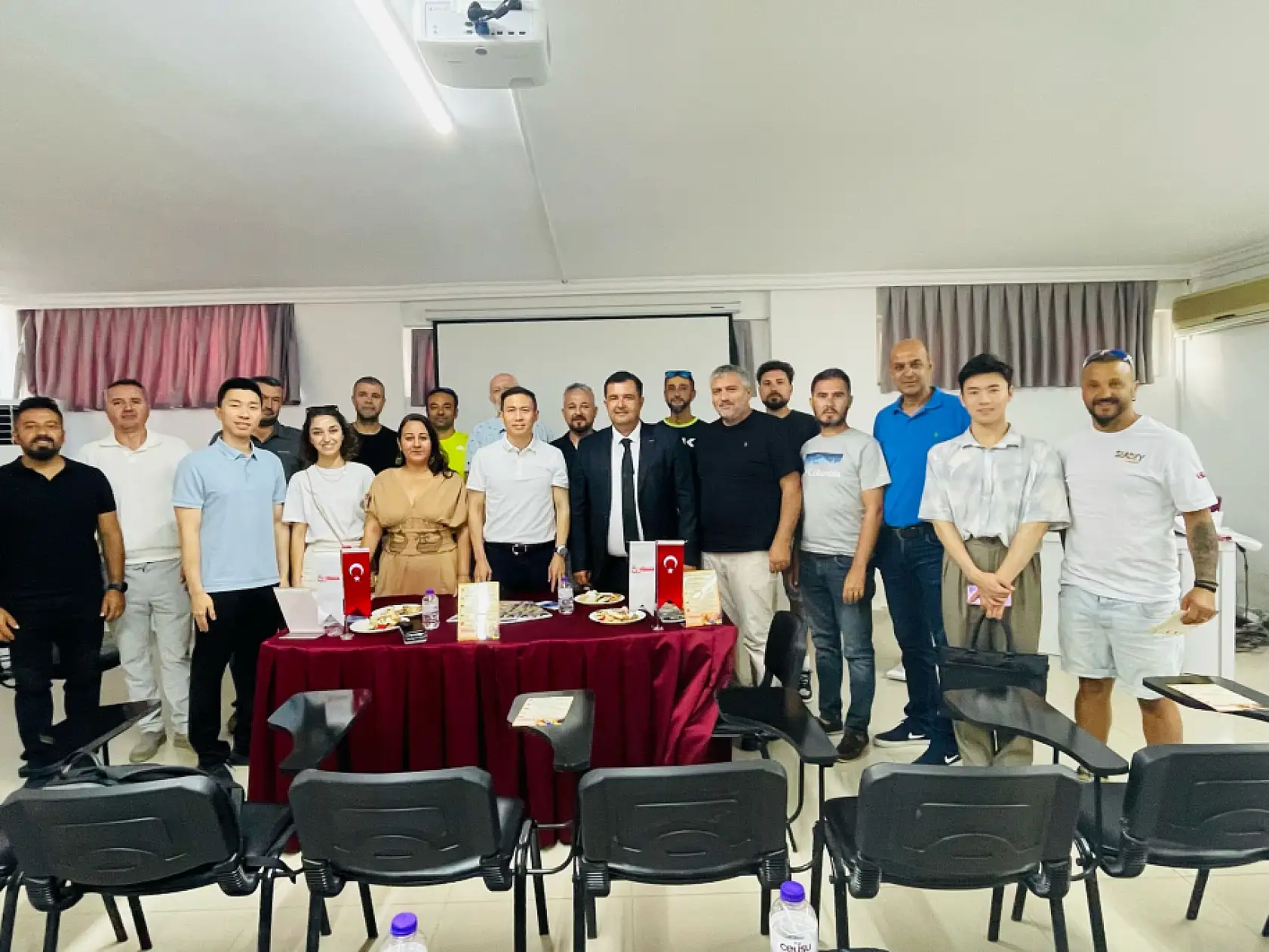 Çinli Diplomatlardan Fethiye'ye Tam Not