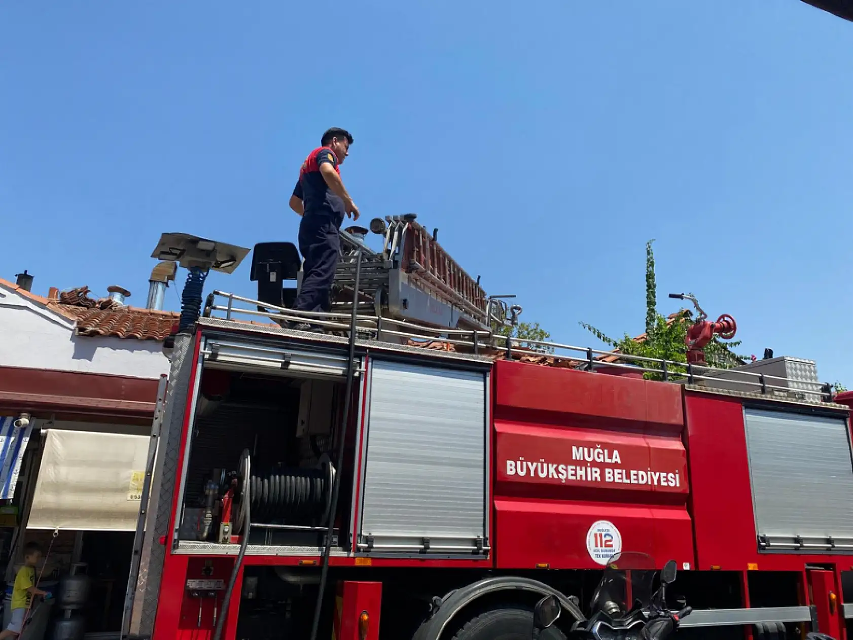 Fethiye Balık Pazarı'nda baca yangını