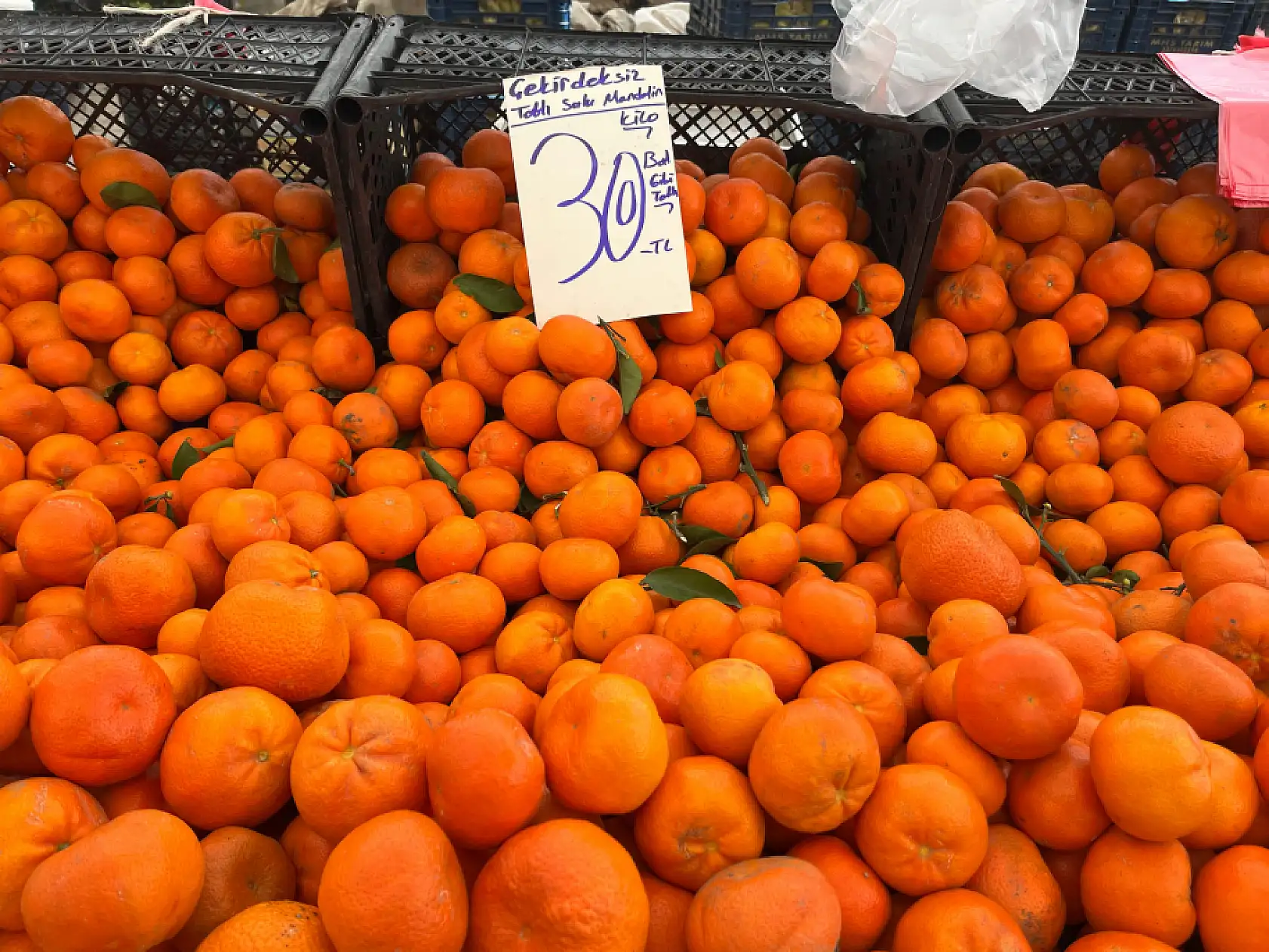 Fethiye Salı pazarında fiyatlar çıldırdı