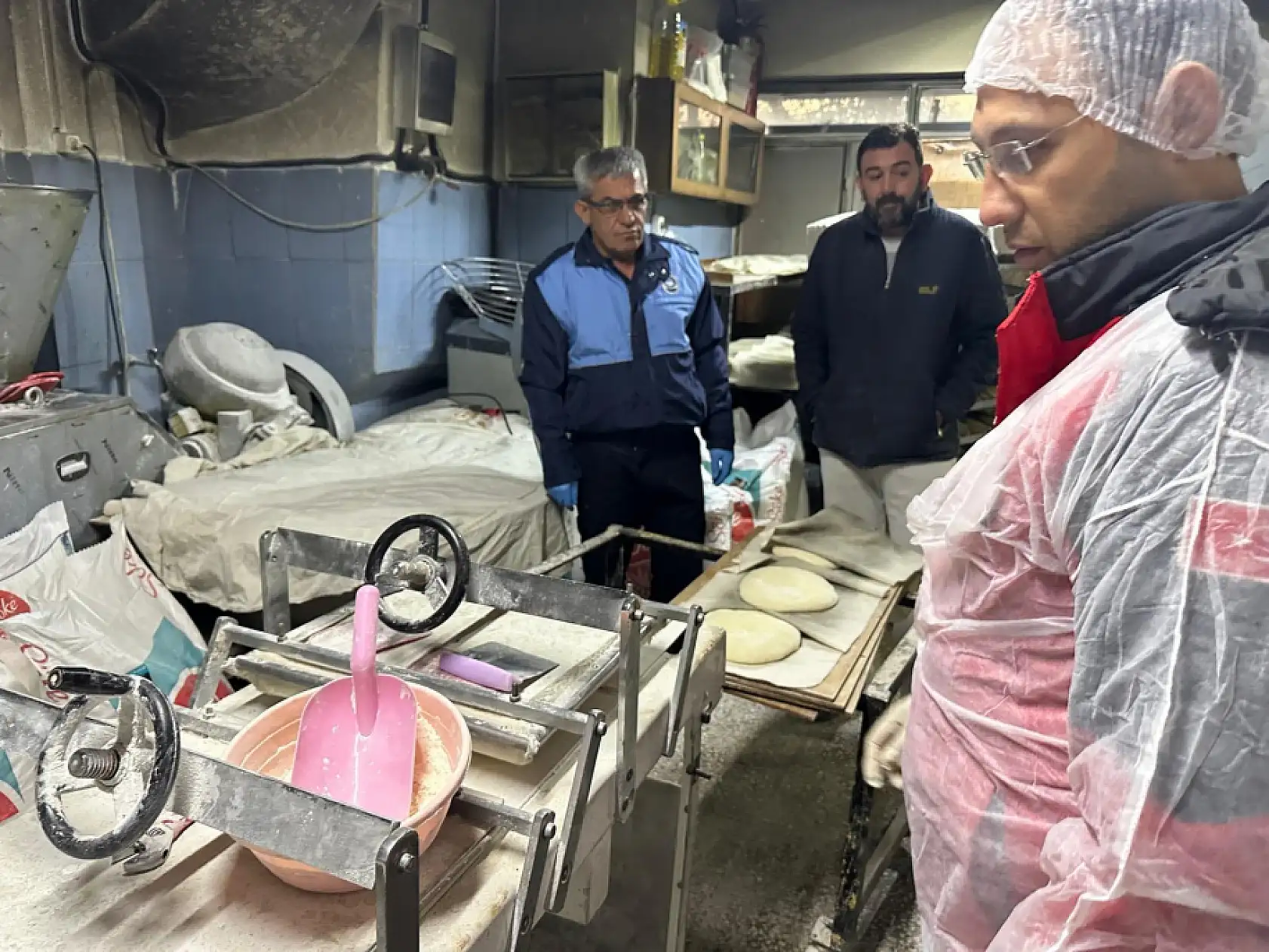 Seydikemer Zabıta Ekiplerinden Fırın ve Pastanelere Denetim