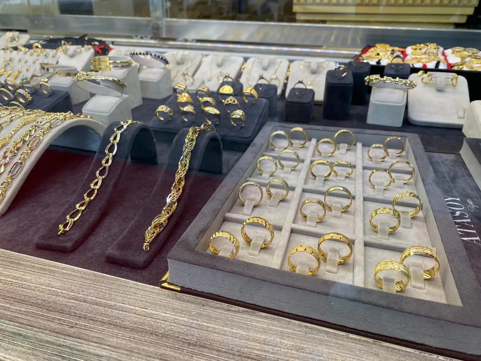 Fethiye'de sahte dolar krizi vatandaşı altına yönlendirdi