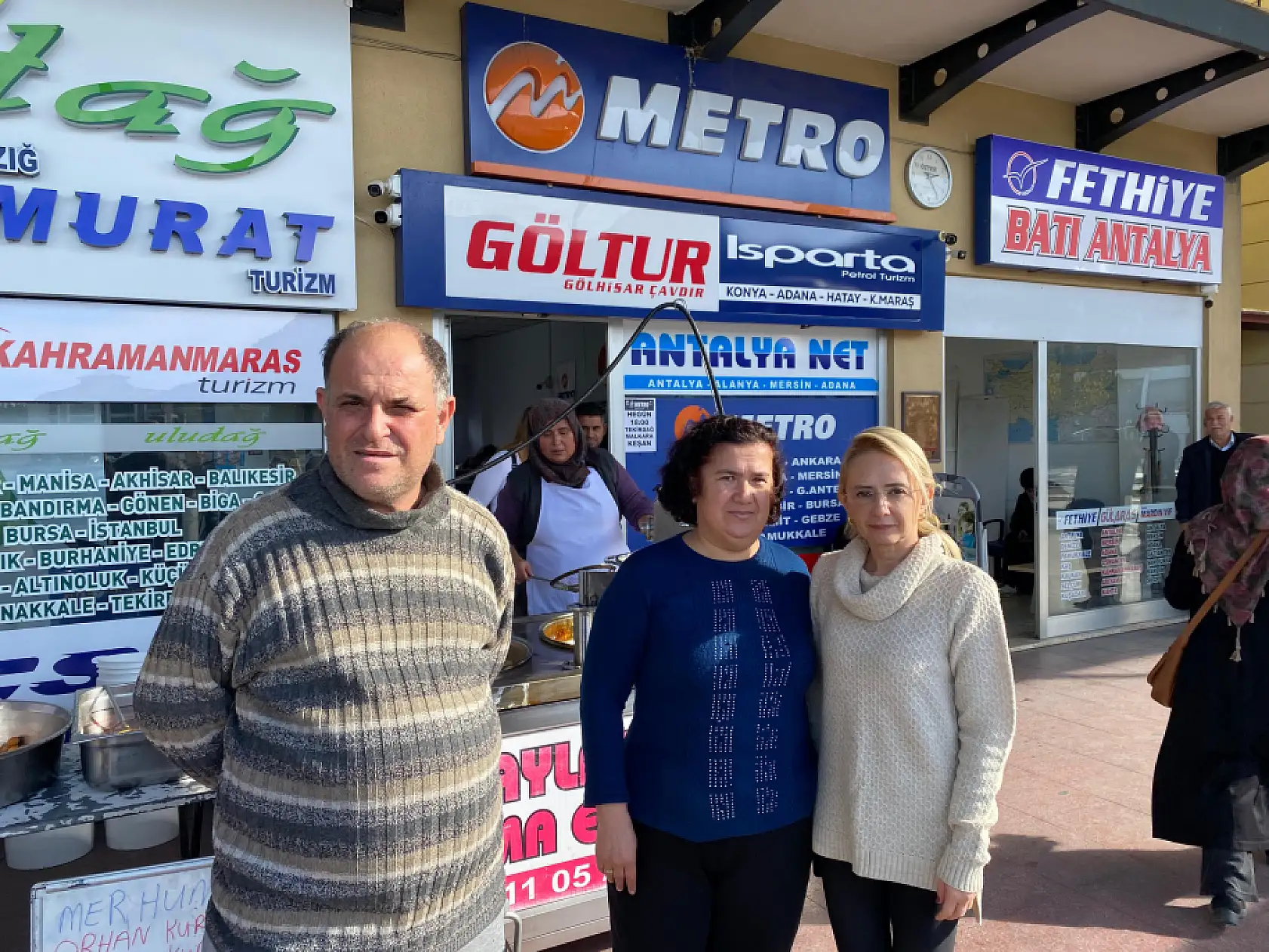 Fethiye'de Metro Turizm'den Geleneksel Lokma Hayrı