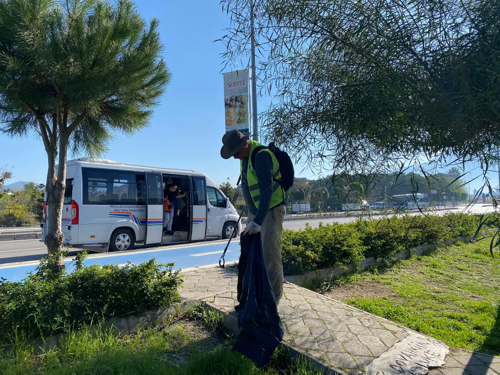 Fethiye Ördek Adası'nda temizlik seferberliği