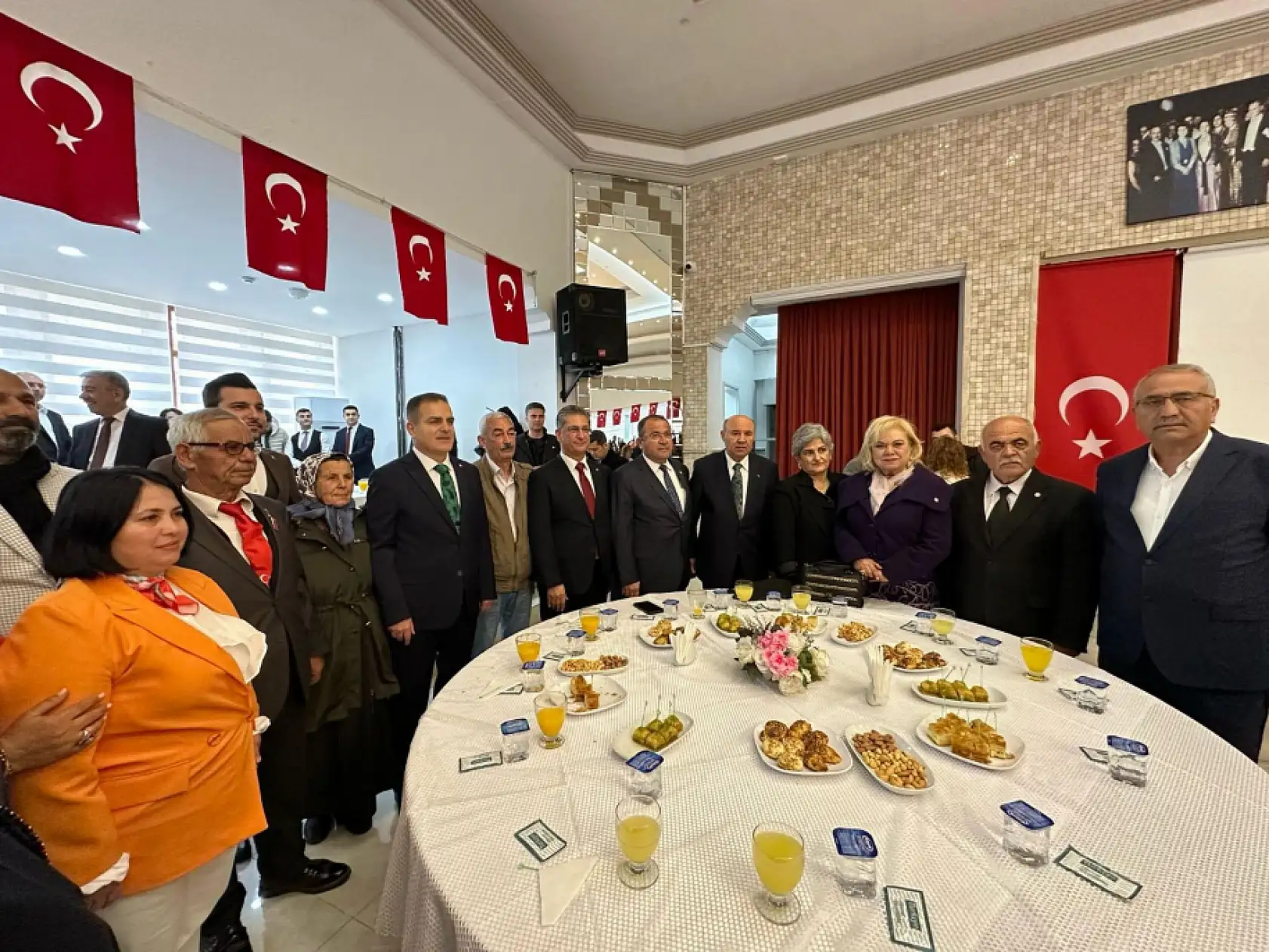 Milletvekili Yakup Otgöz:   Bize Oy Veren Vermeyen Ayrımı Yapmıyoruz