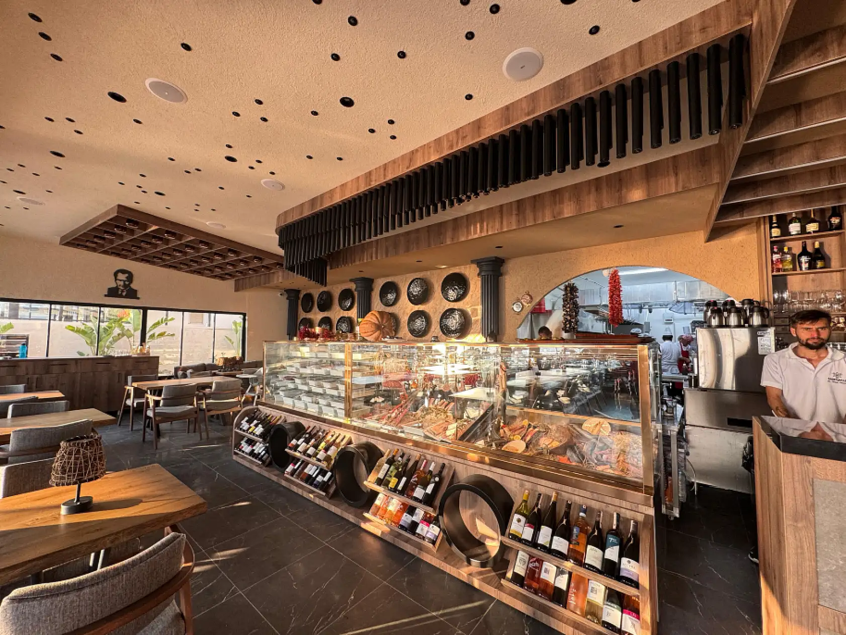 Sardunya Et&Balık Meze Restaurant: Çalış Plajı'nın Kalbinde Akdeniz ve Ege Lezzetlerinin Yeni Adresi