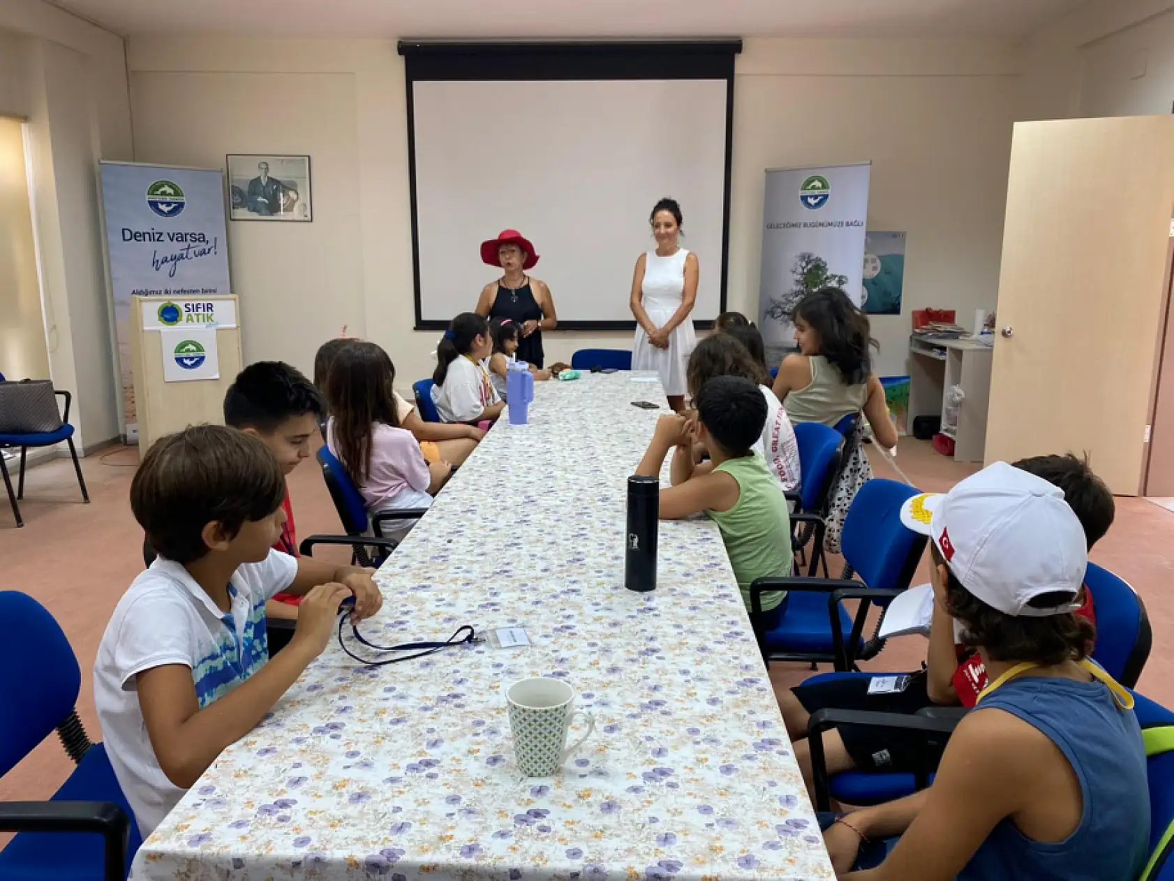 Fethiye'de Yüksek İç Mimar Cansel Yavuz Çocuklara Mesleğini Anlattı