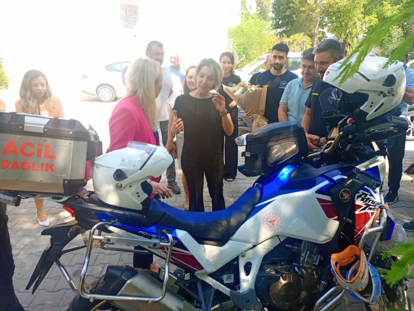 İl Sağlık Müdürü Akça'dan, Hayırseverlere Plaketle Teşekkür