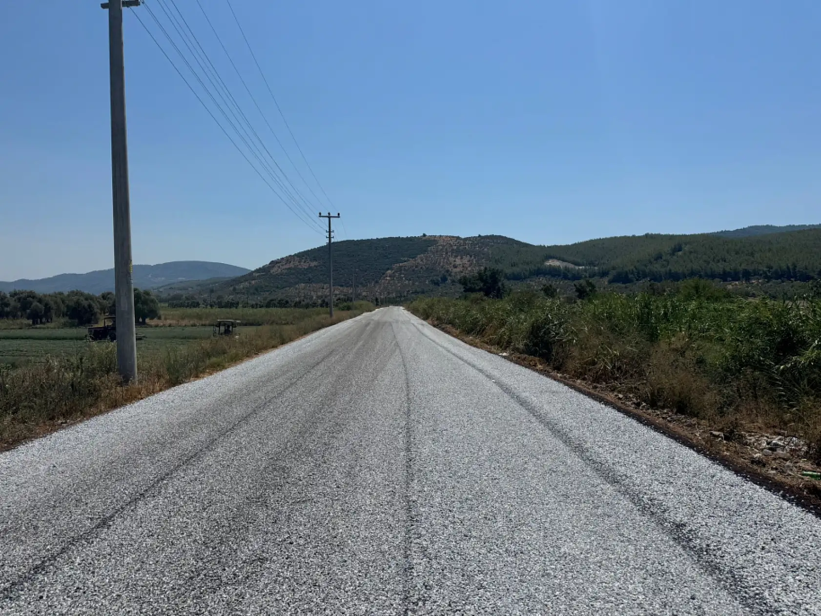 Milas'ta Kırsal Mahalle Yollarında Asfalt Çalışmaları Tamamlandı