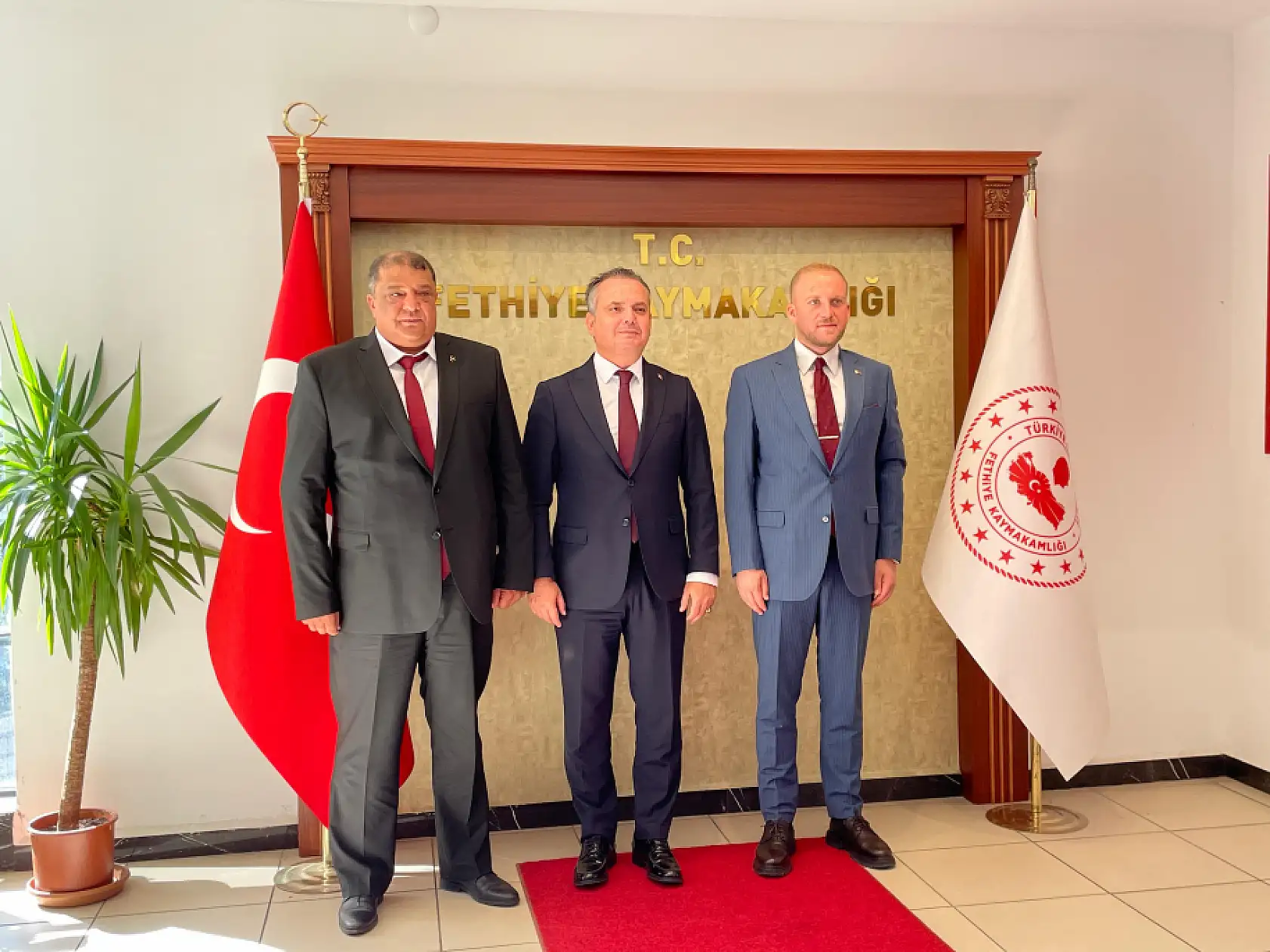 MHP İl Başkanı Demirel, Fethiye Kaymakamı Akkaya'yı Ziyaret Etti