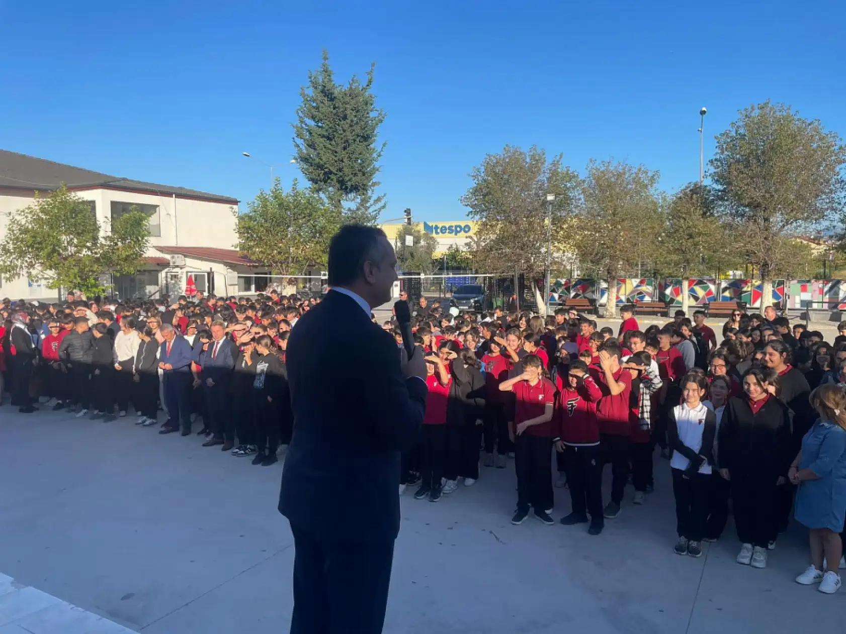 Fethiye Kaymakamı Akkaya, Bayrak Törenine Katıldı