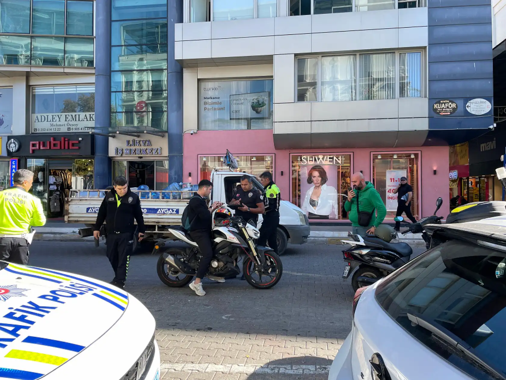 Fethiye'de trafik ekiplerinden motosiklet sürücülerine sıkı denetim