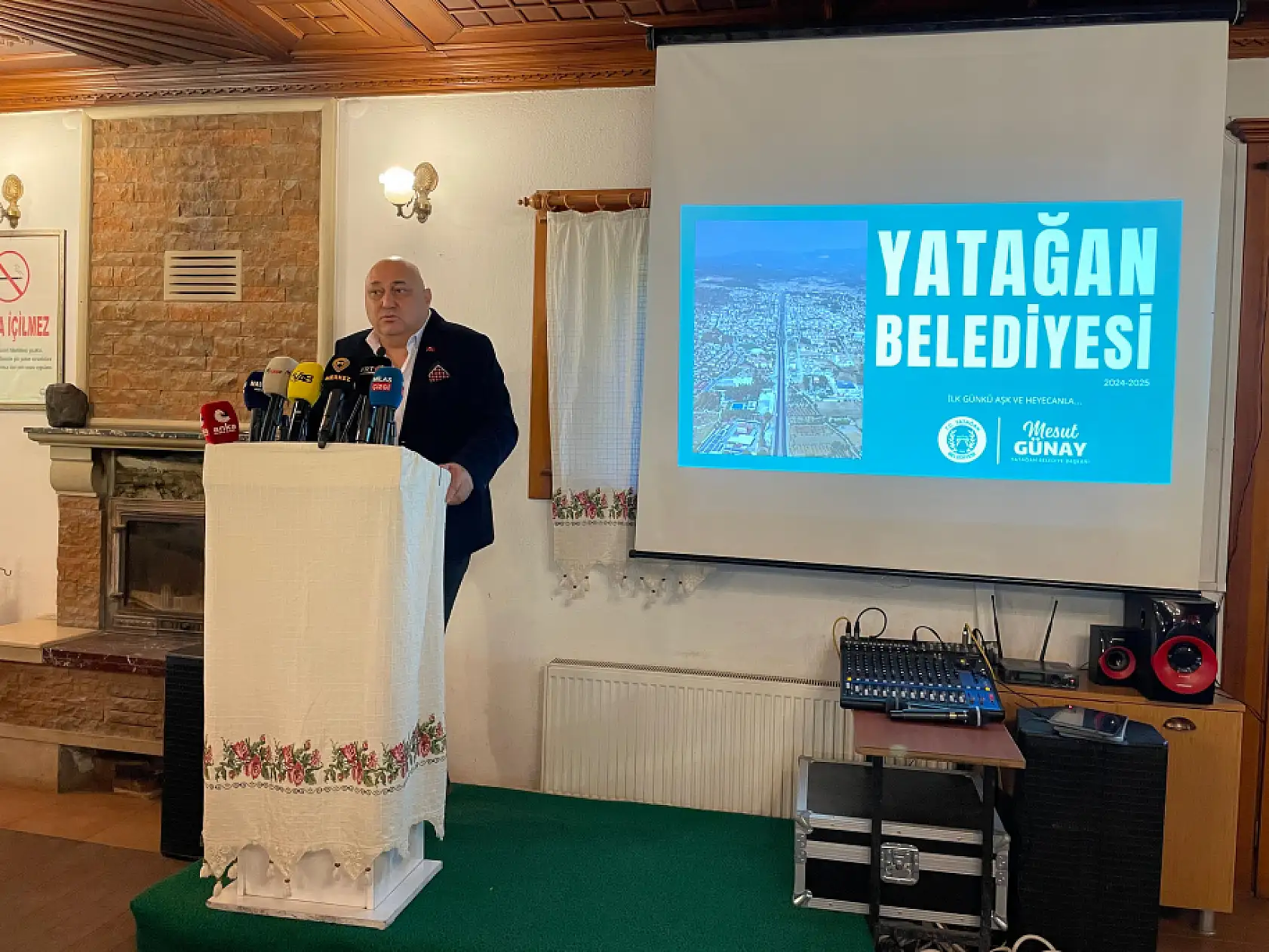 Yatağan Belediye Başkanı Mesut Günay, basın mensuplarıyla kahvaltı da buluştu