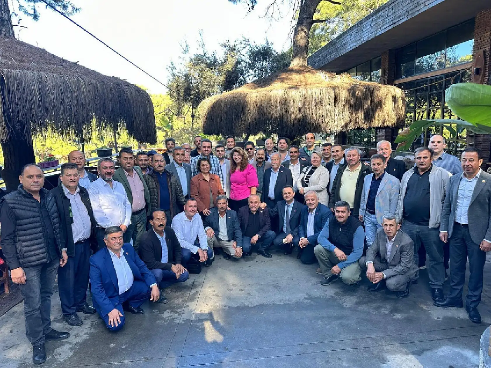 AYDEM yetkilileri Fethiye'de muhtarlarla bir araya geldi