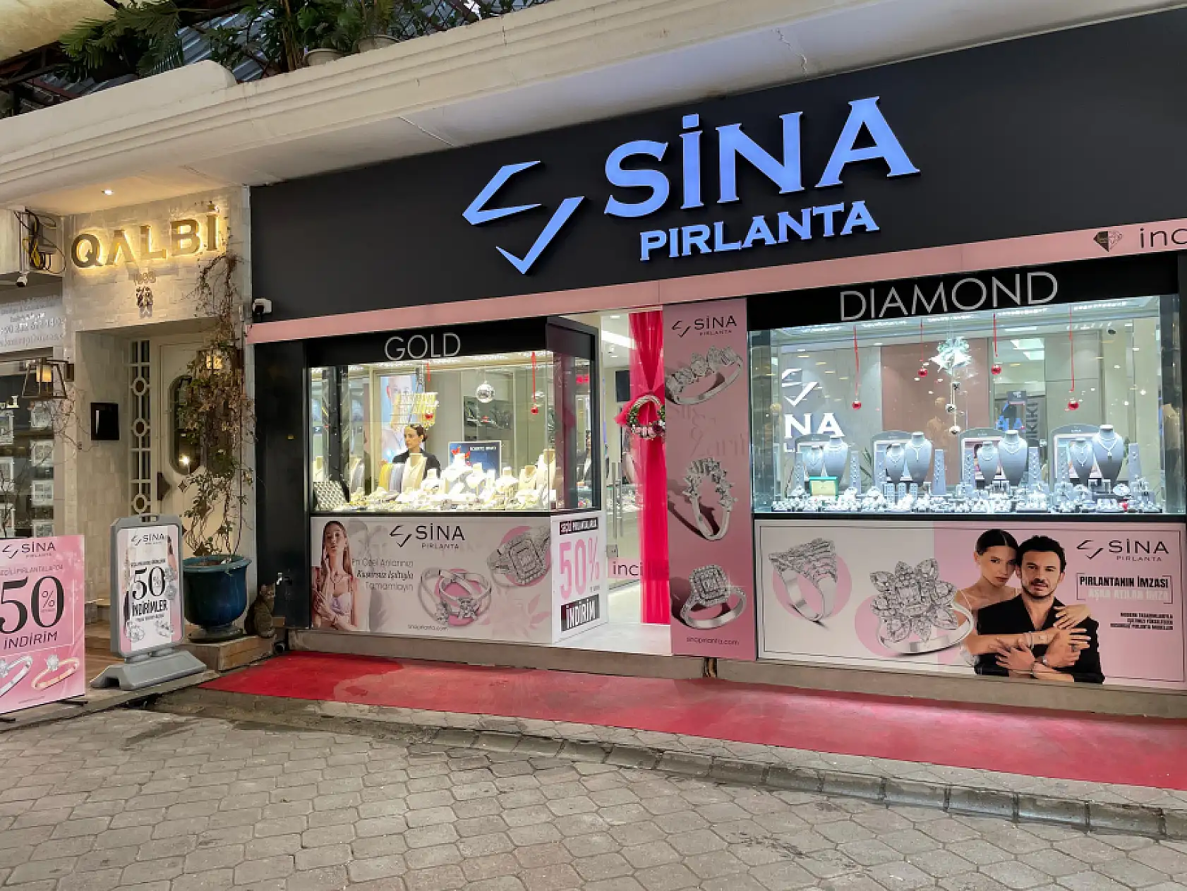 Sina Pırlanta'da yılbaşı hareketliliği: Fethiye'de pırlantaya ilgi artıyor