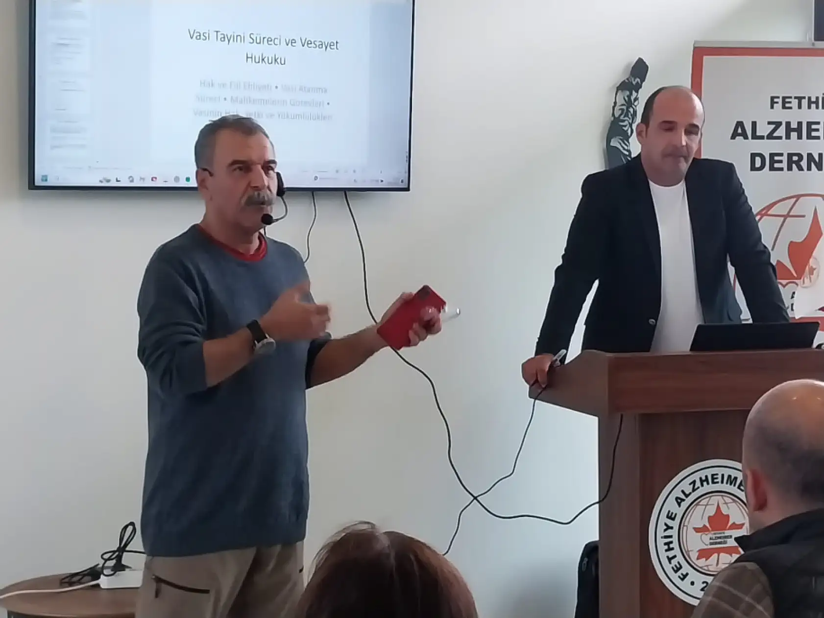 Fethiye Alzheimer Derneği'nden 'Vasi Tayini' Semineri