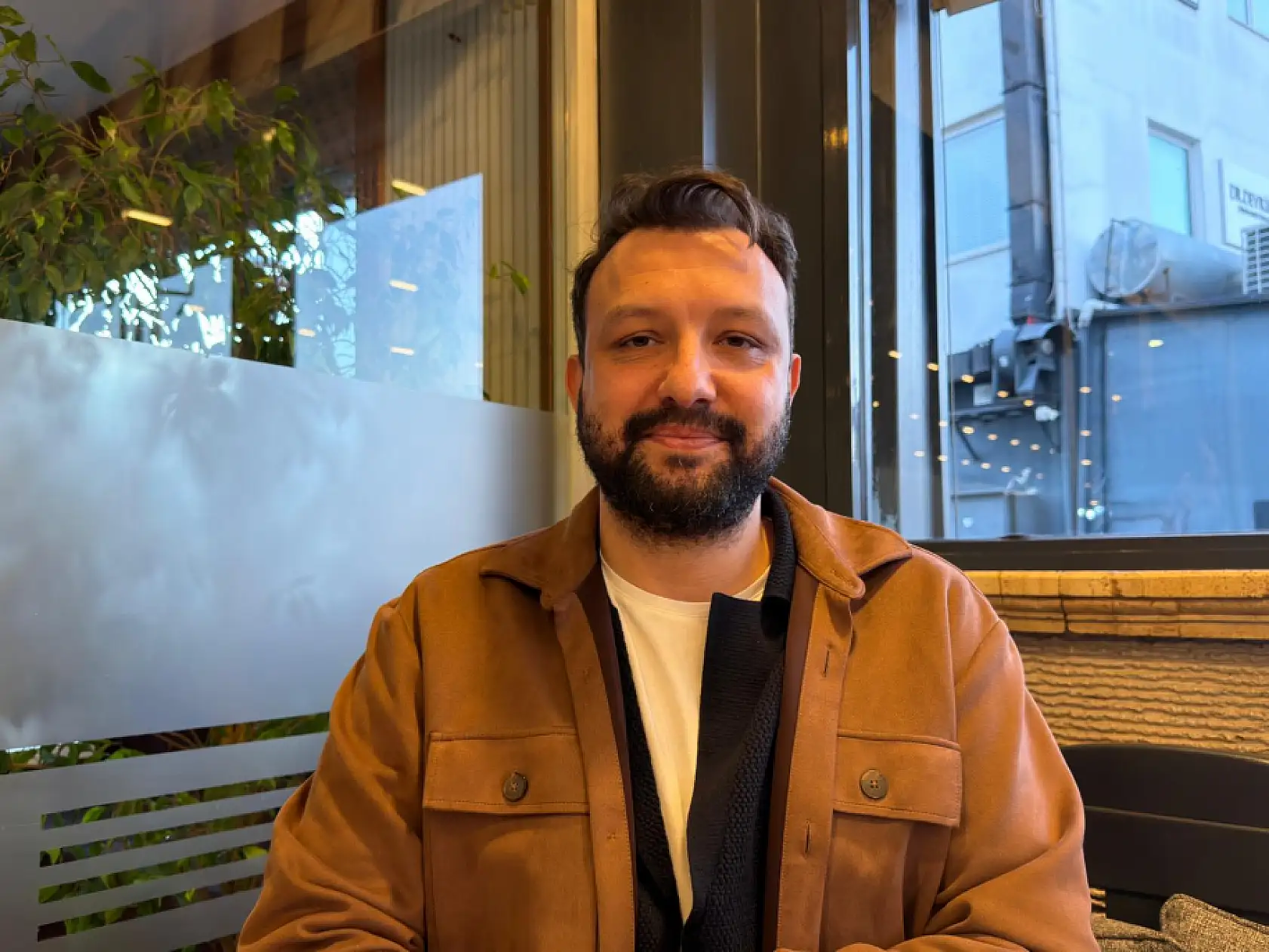 Fethiye'de Bir İlk: Restoranda Servis Robotu Kullanılıyor