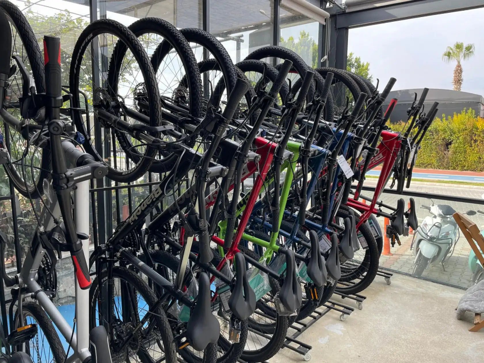 Fethiye'de bisiklet turlarına ilgi artıyor: 'Doğru ekipman hayat kurtarır'