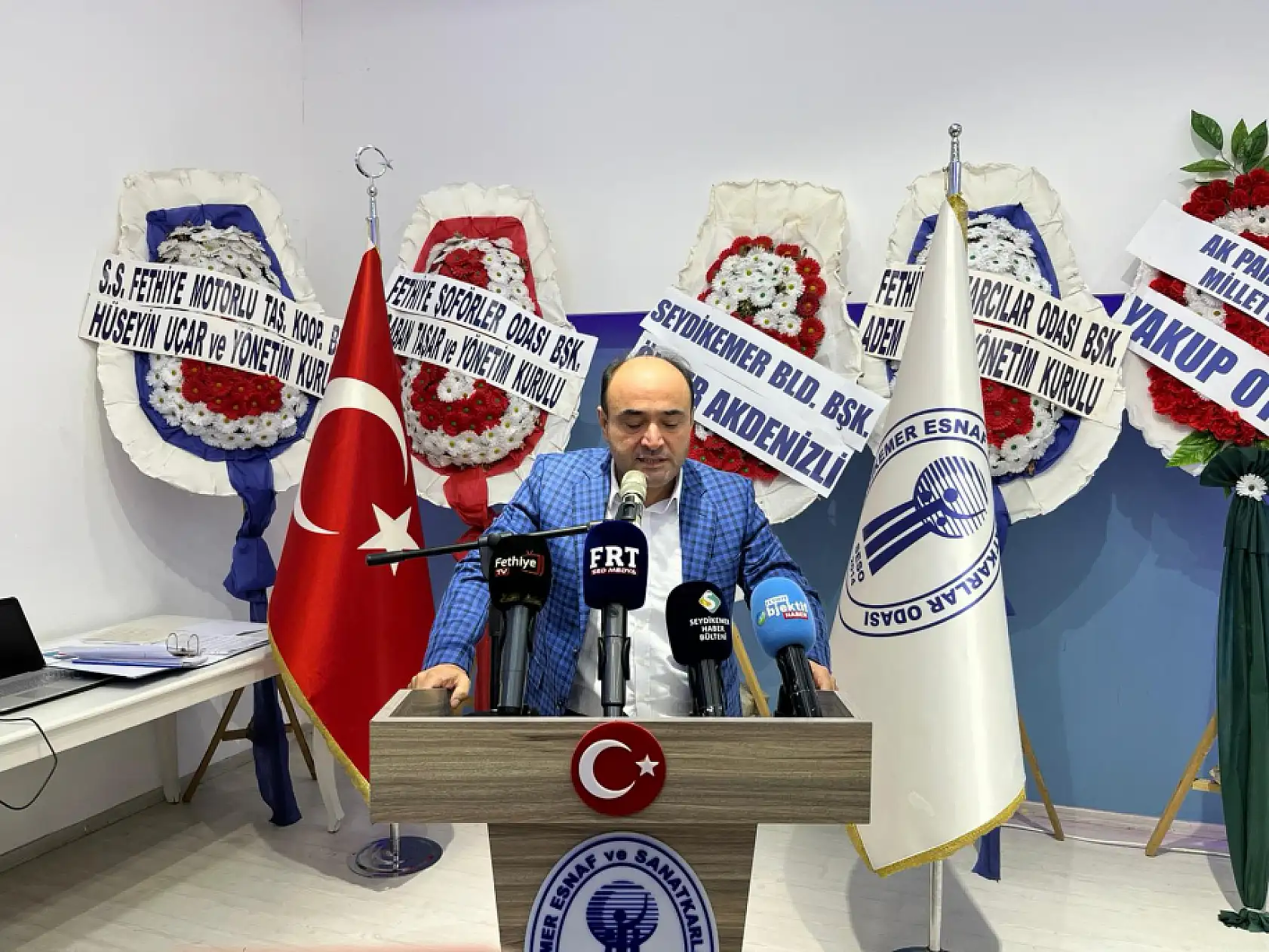 Seydikemer Esnaf Odası seçimleri sürerken Akdenizli: 'Güçlü esnaf, güçlü şehir'