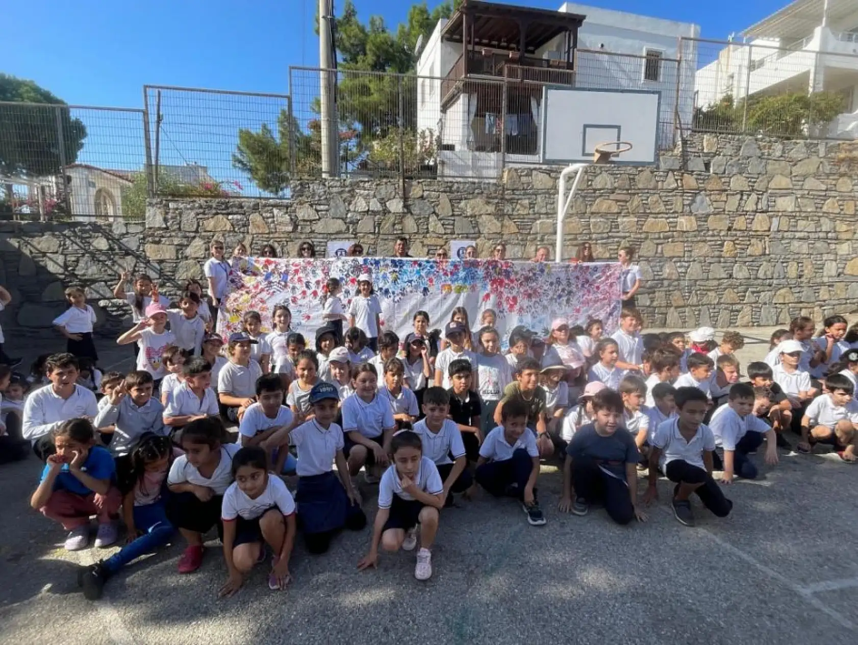Bodrum Belediye'den Dünya Kız Çocukları Günü'nde anlamlı etkinlik