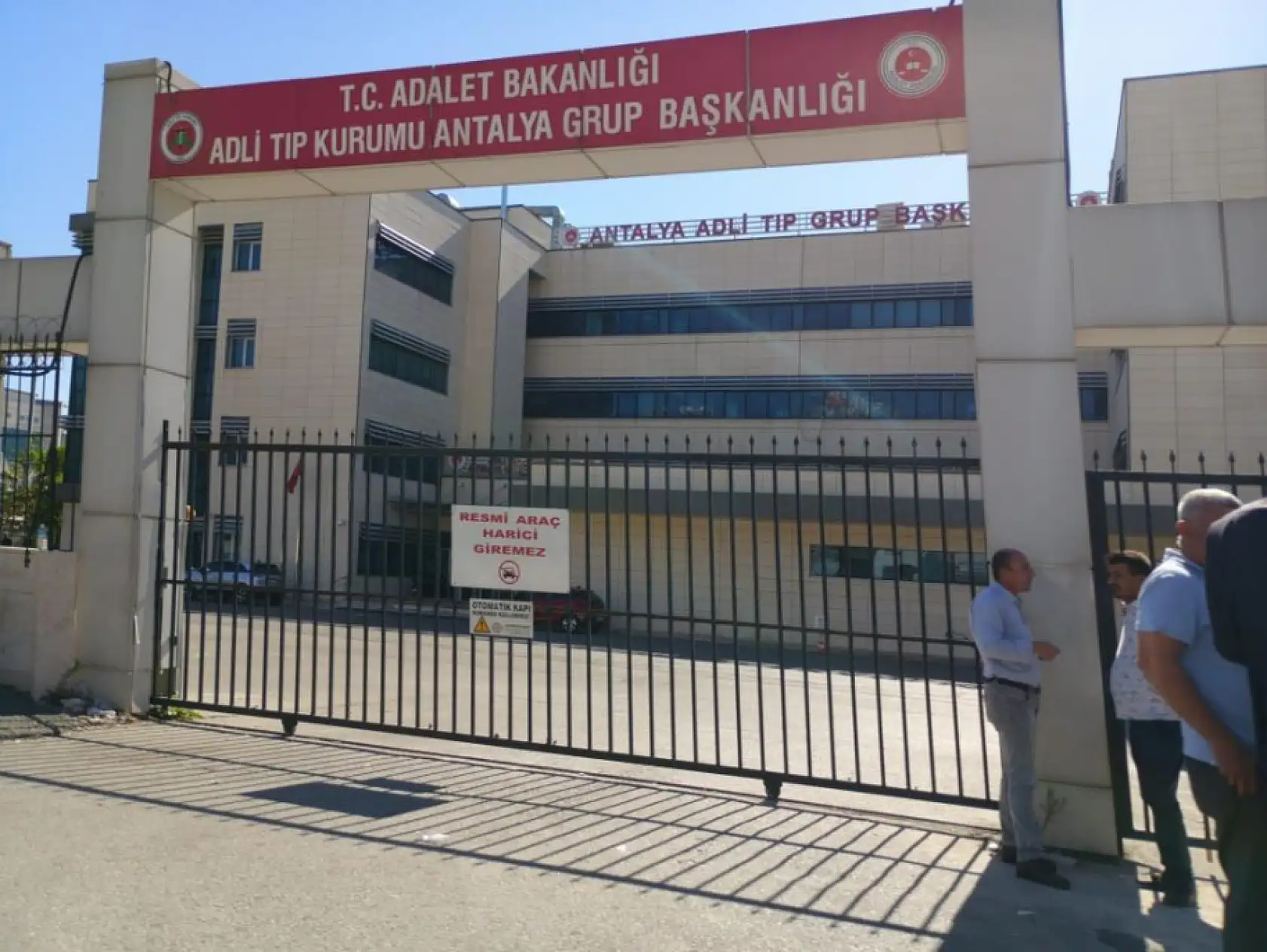 Ekmek almaya giderken kaza yapan genç hayatını kaybetti