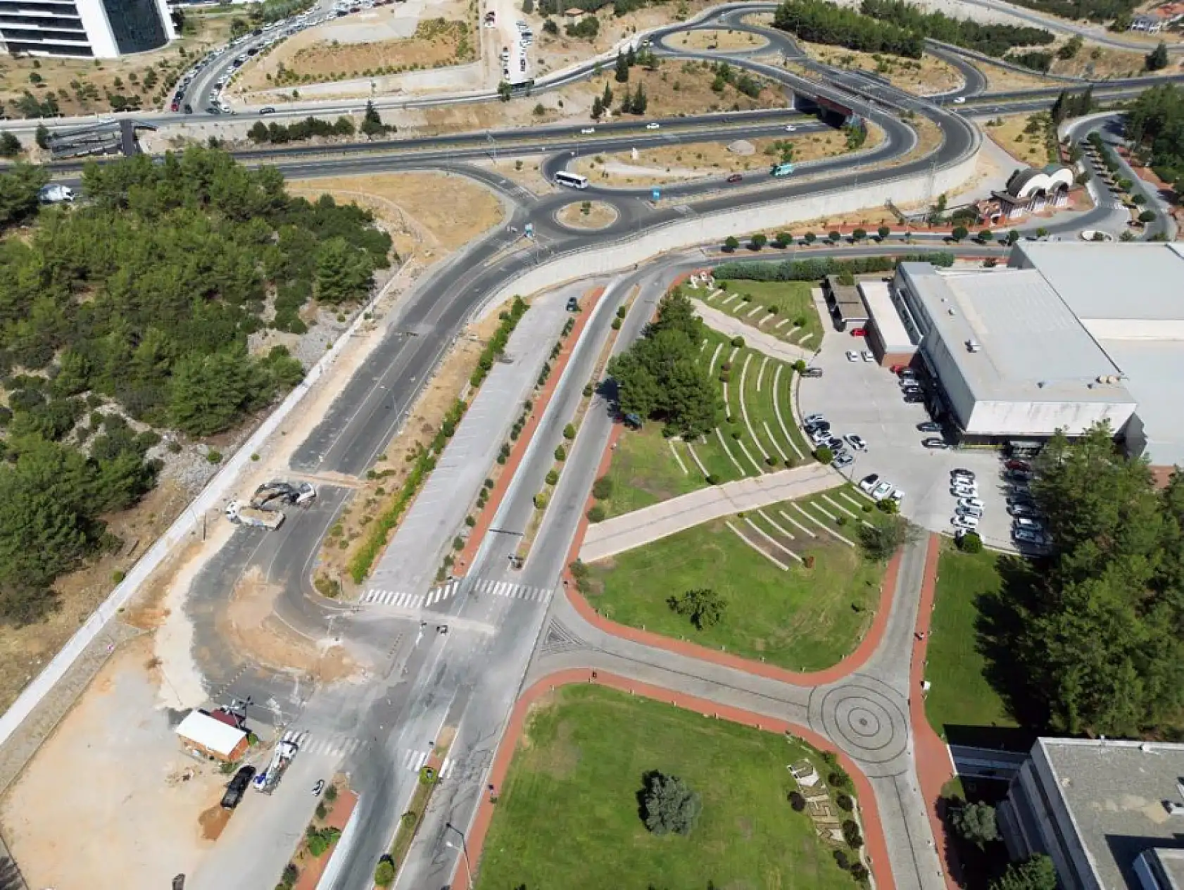 MSKÜ A Kapı, tadilat nedeniyle geçici olarak ulaşıma kapatıldı