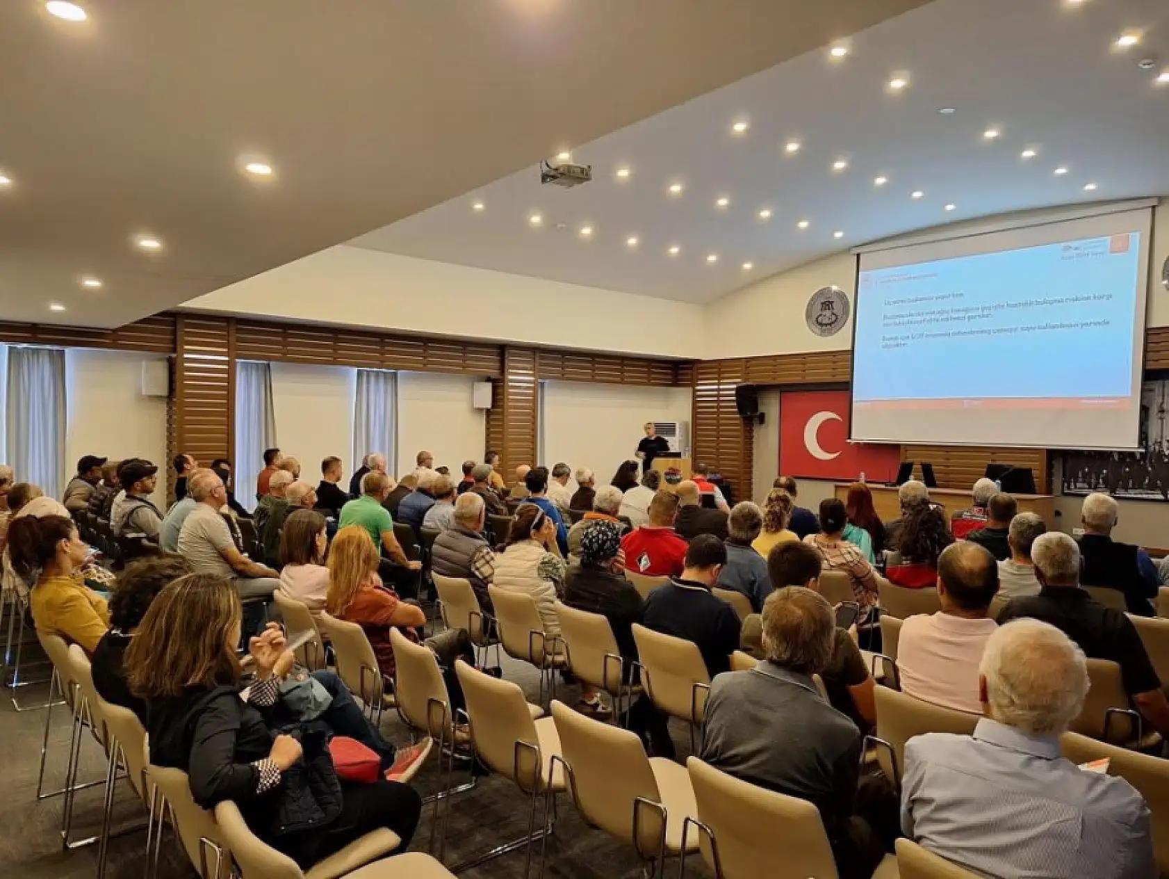 Muğla'da budama eğitimleri hız kesmiyor