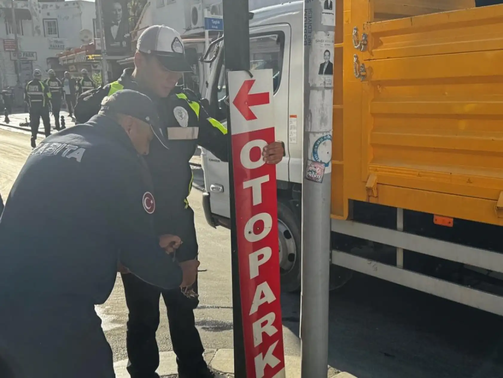 Bodrum'da kamusal alanlar işgallerden temizleniyor