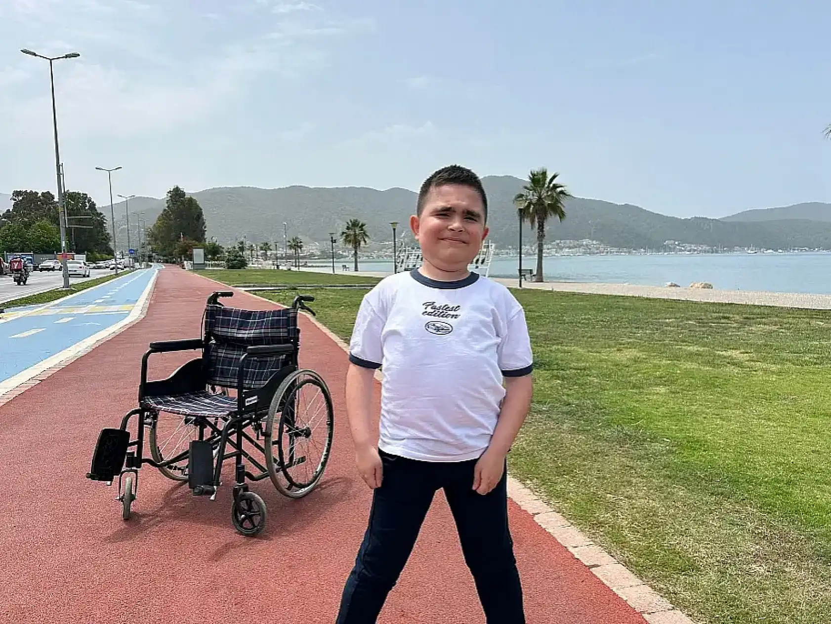 Fethiye Esnaf Odası Başkanı Demirtaş'tan anlamlı çağrı: 'Tebrik çiçeği yerine umut olalım'