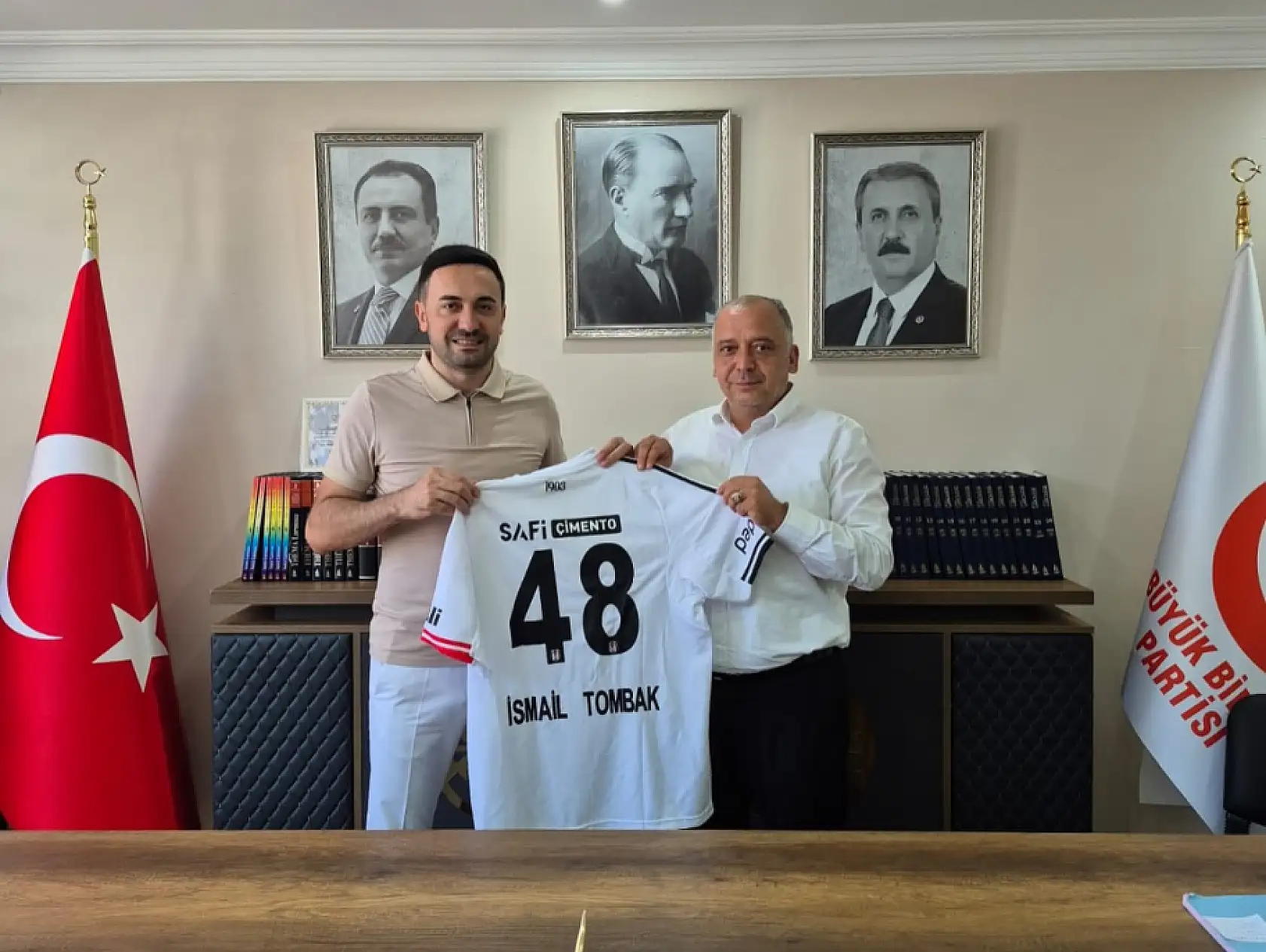 Fethiye Beşiktaş Taraftarlar Derneği'nden Siyasi Partilere Ziyaret