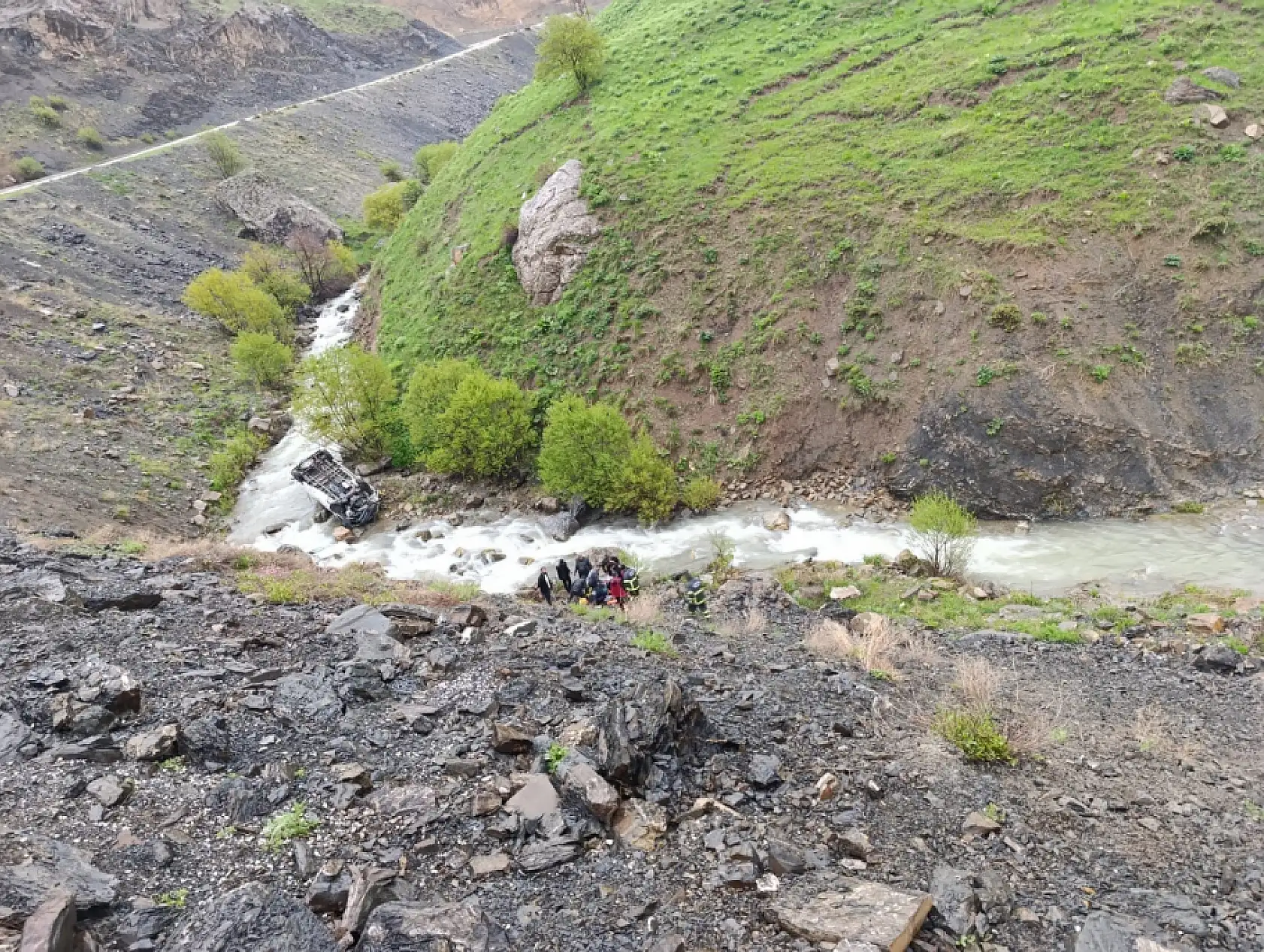 Yüksekova Doski Vadisinde feci kaza: 2 ölü, 3 yaralı