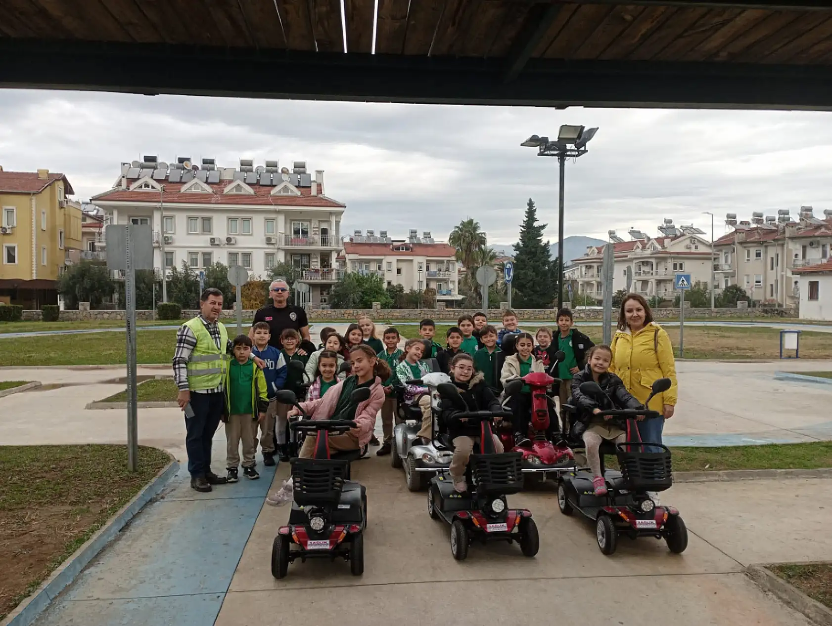 Fethiye'de Trafik Eğitim Parkı'nda 'uygulamalı eğitimler' devam ediyor