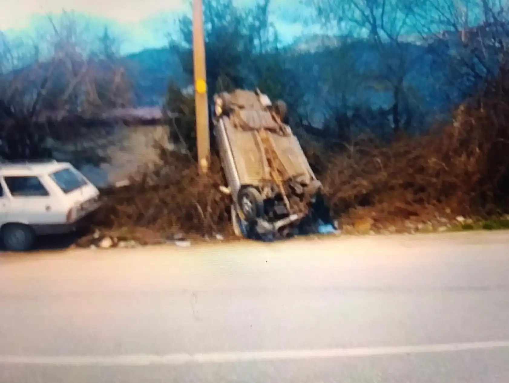 Otomobil takla attı, 20 yaşındaki sürücü ağır yaralandı