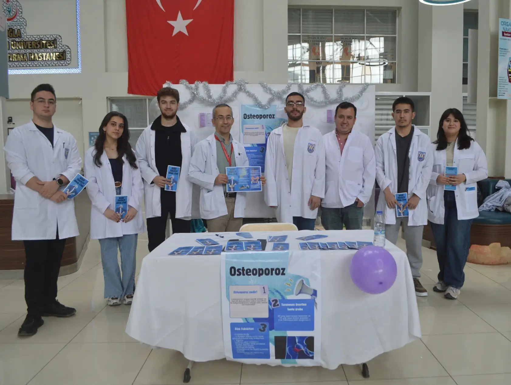 MEAH'ta 'Daha iyi kemiklerin olsun' etkinliğiyle osteoporoza dikkat çekildi