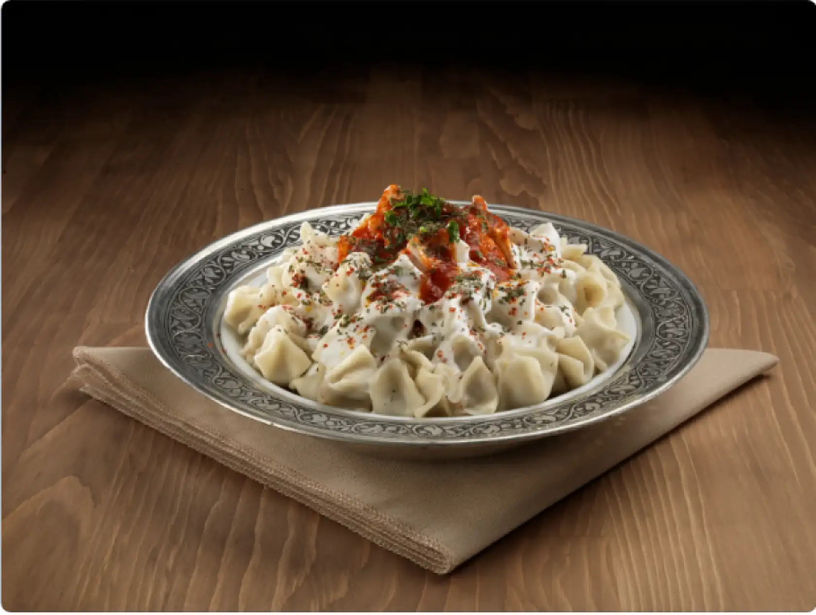 Fethiye'de Hakan Abi, mantının püf noktalarını anlattı