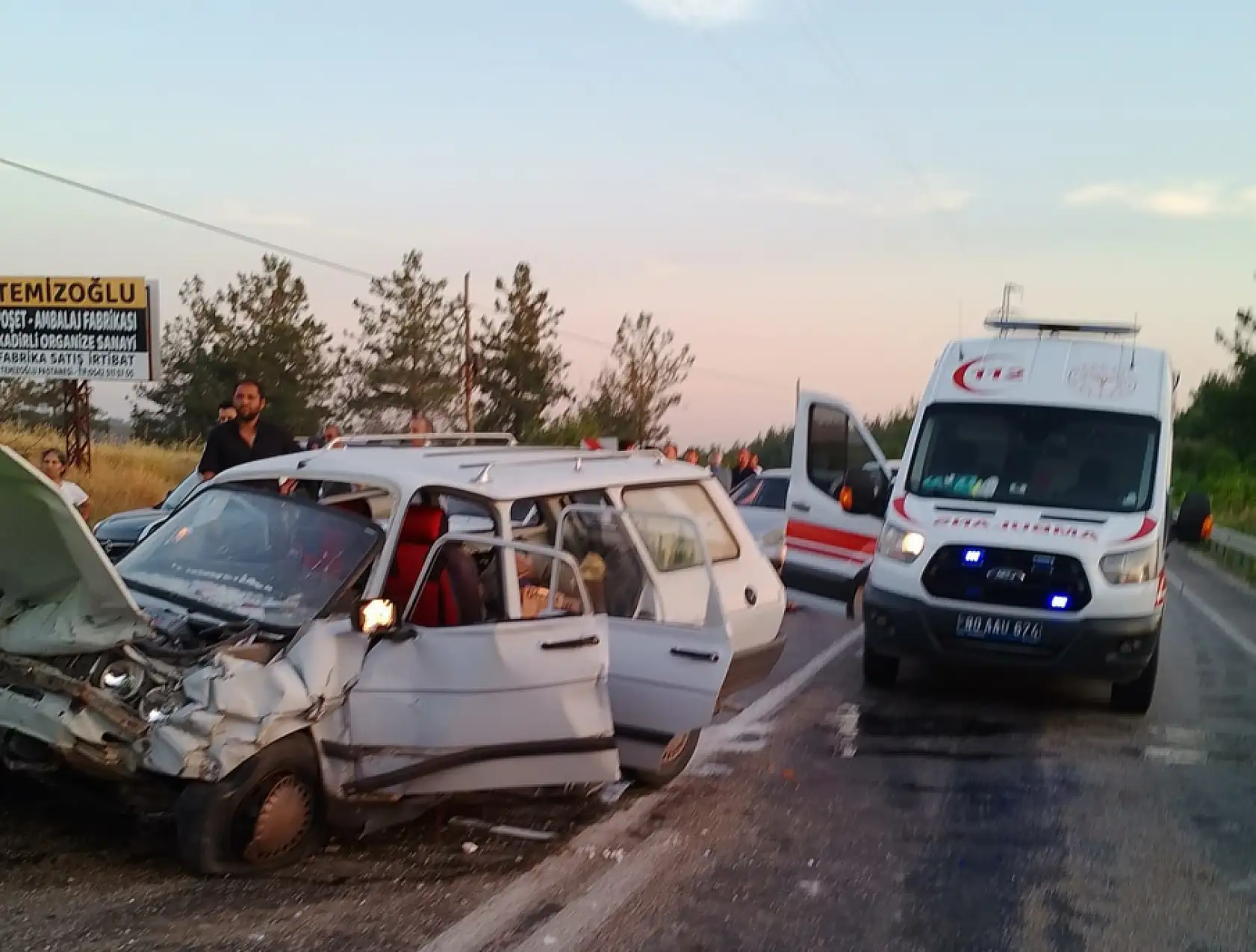4 aracın karıştığı zincirleme kaza: 1 ölü, 6 yaralı