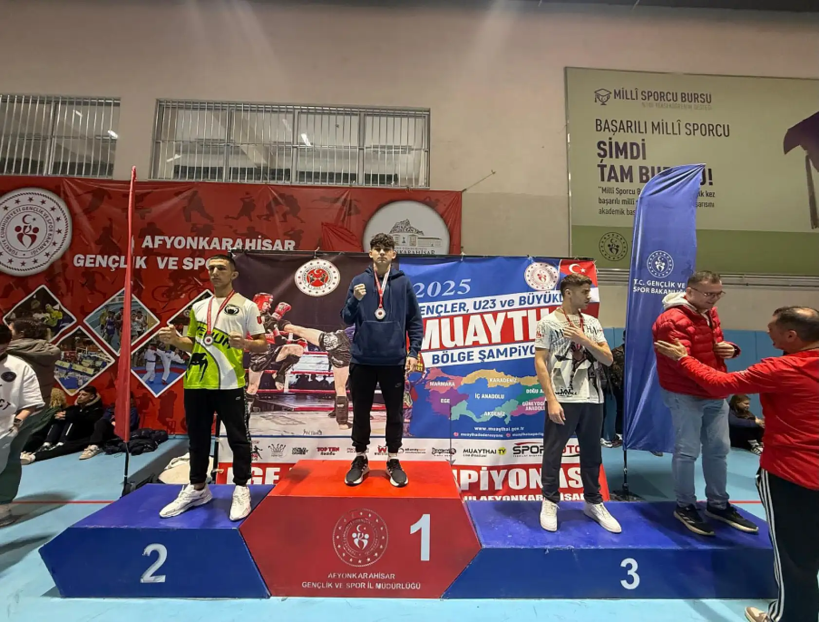 Fethiyeli boksörler Türkiye Muaythai Şampiyonası finallerine gitmeye hak kazandı